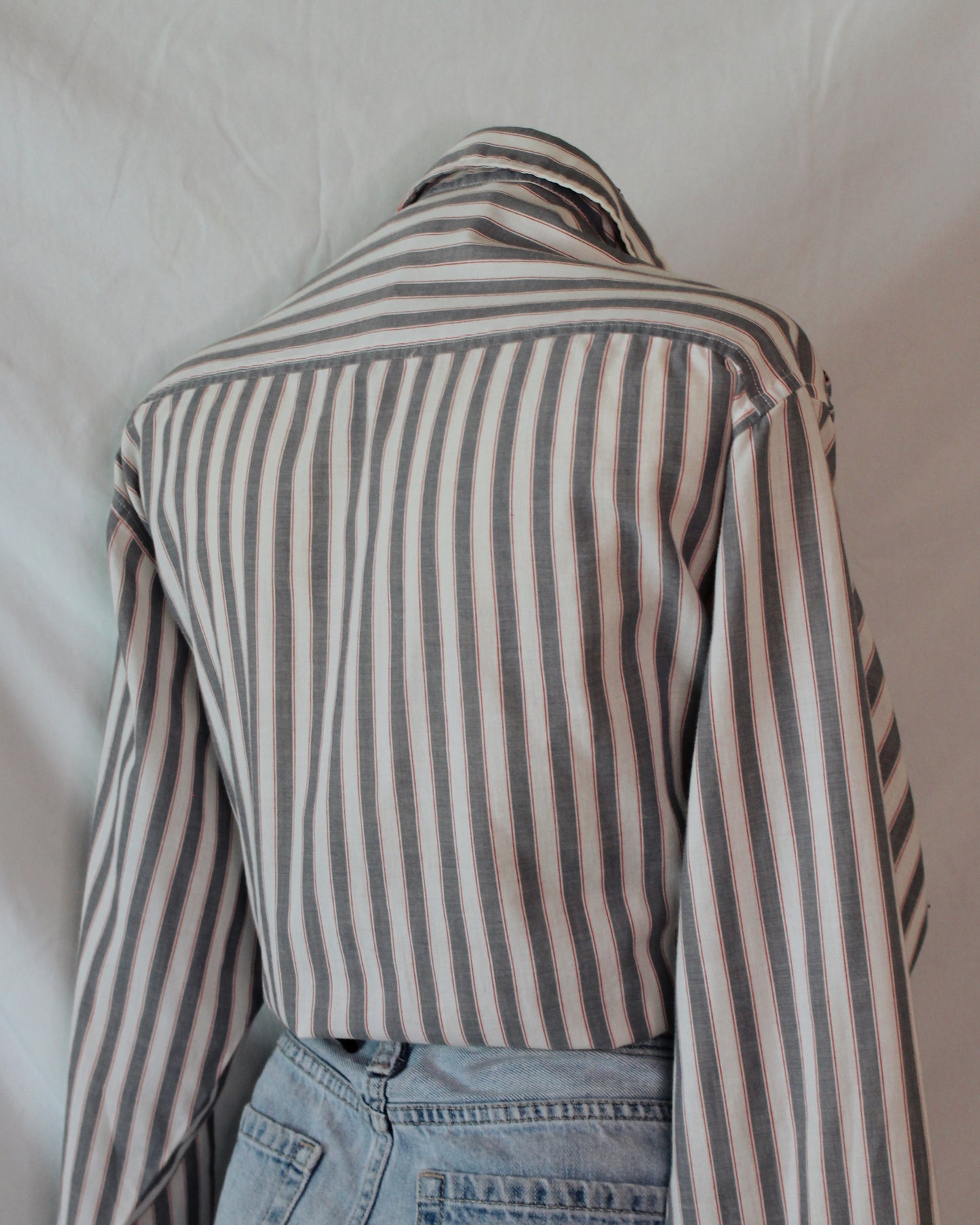 VINTAGE STRIPED BUTTON-UP