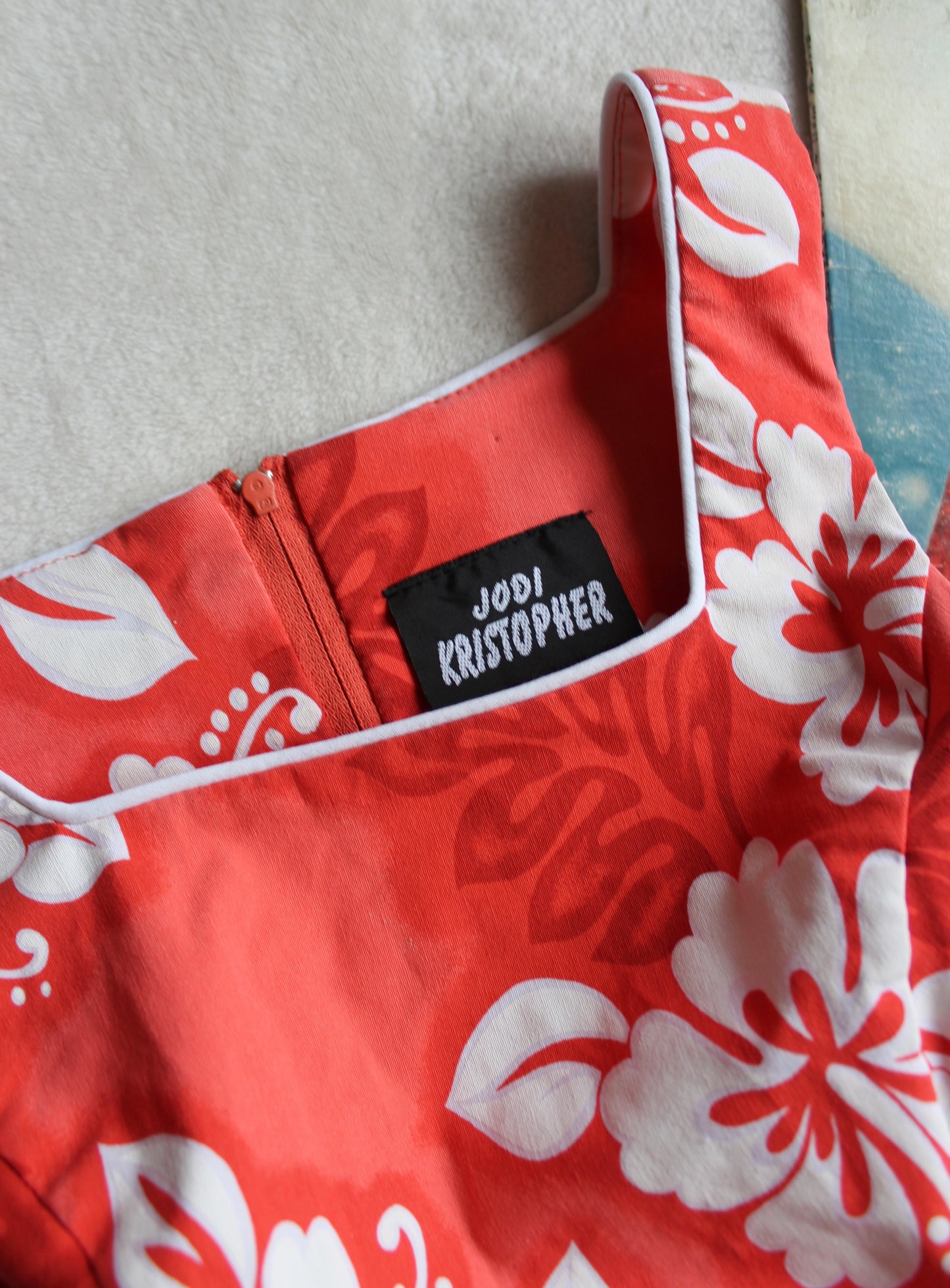 VINTAGE HAWAIIAN DRESS