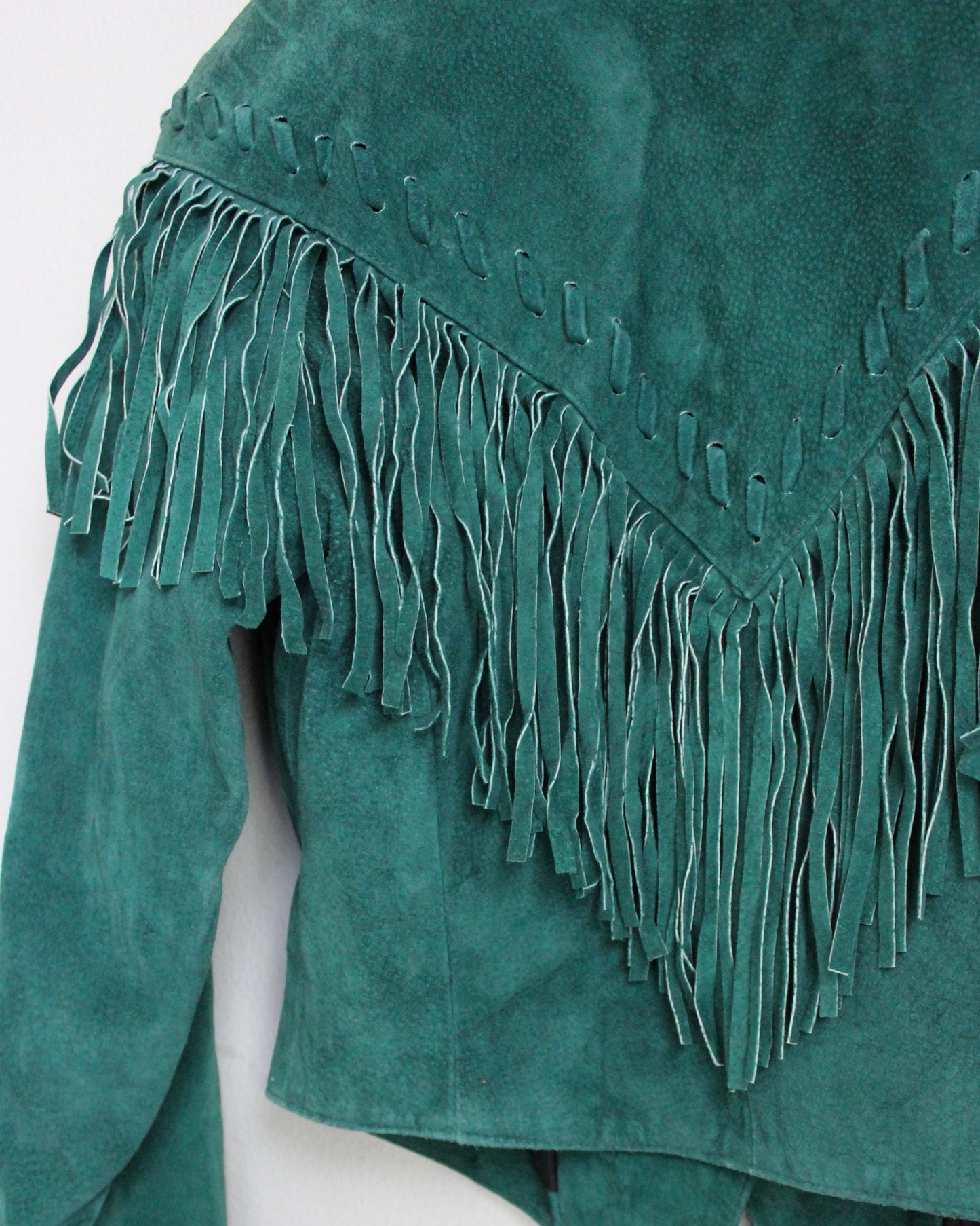 VINTAGE WESTERN FRINGE JACKET