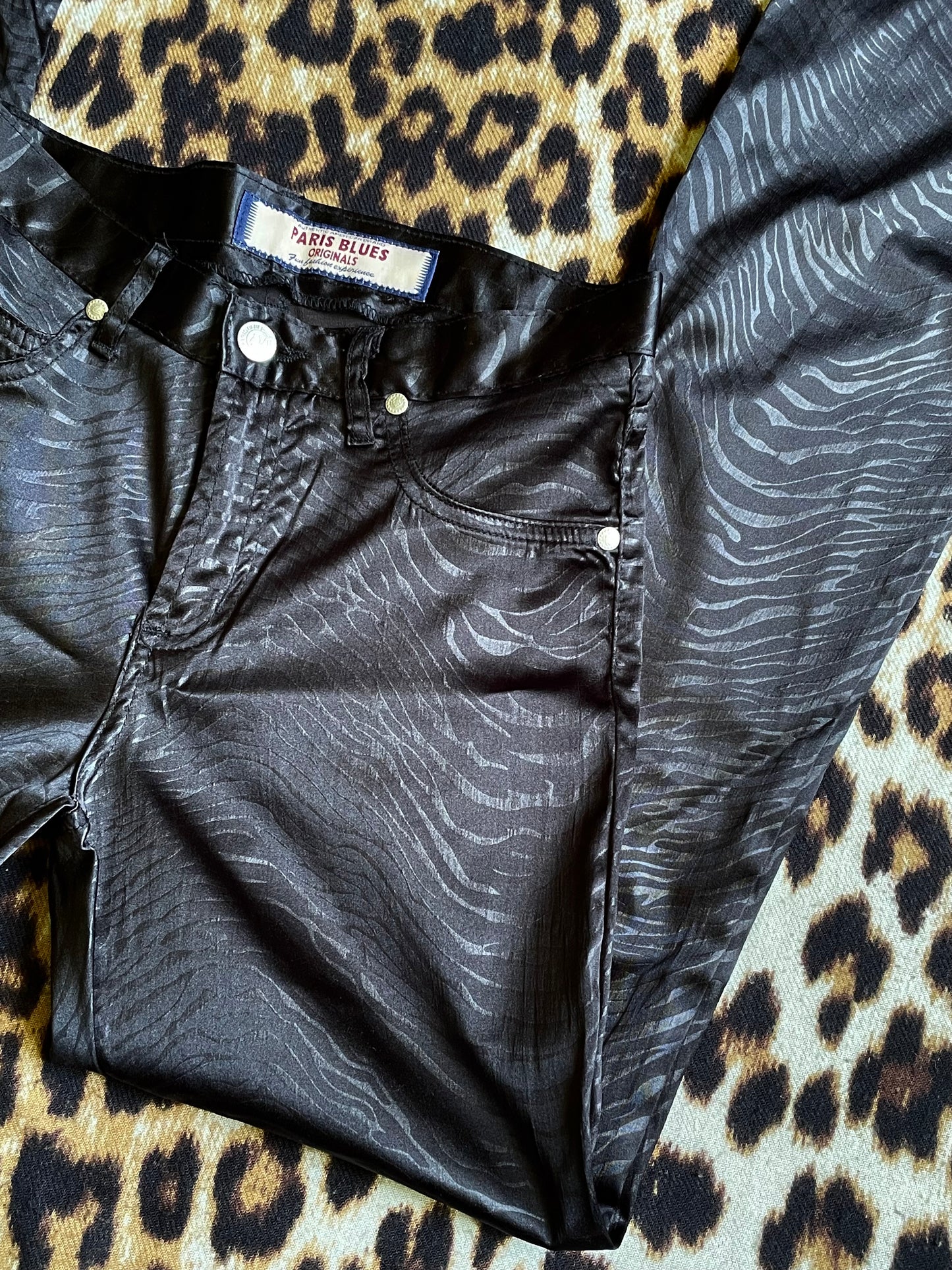 VINTAGE PARIS BLUES ZEBRA FLARES