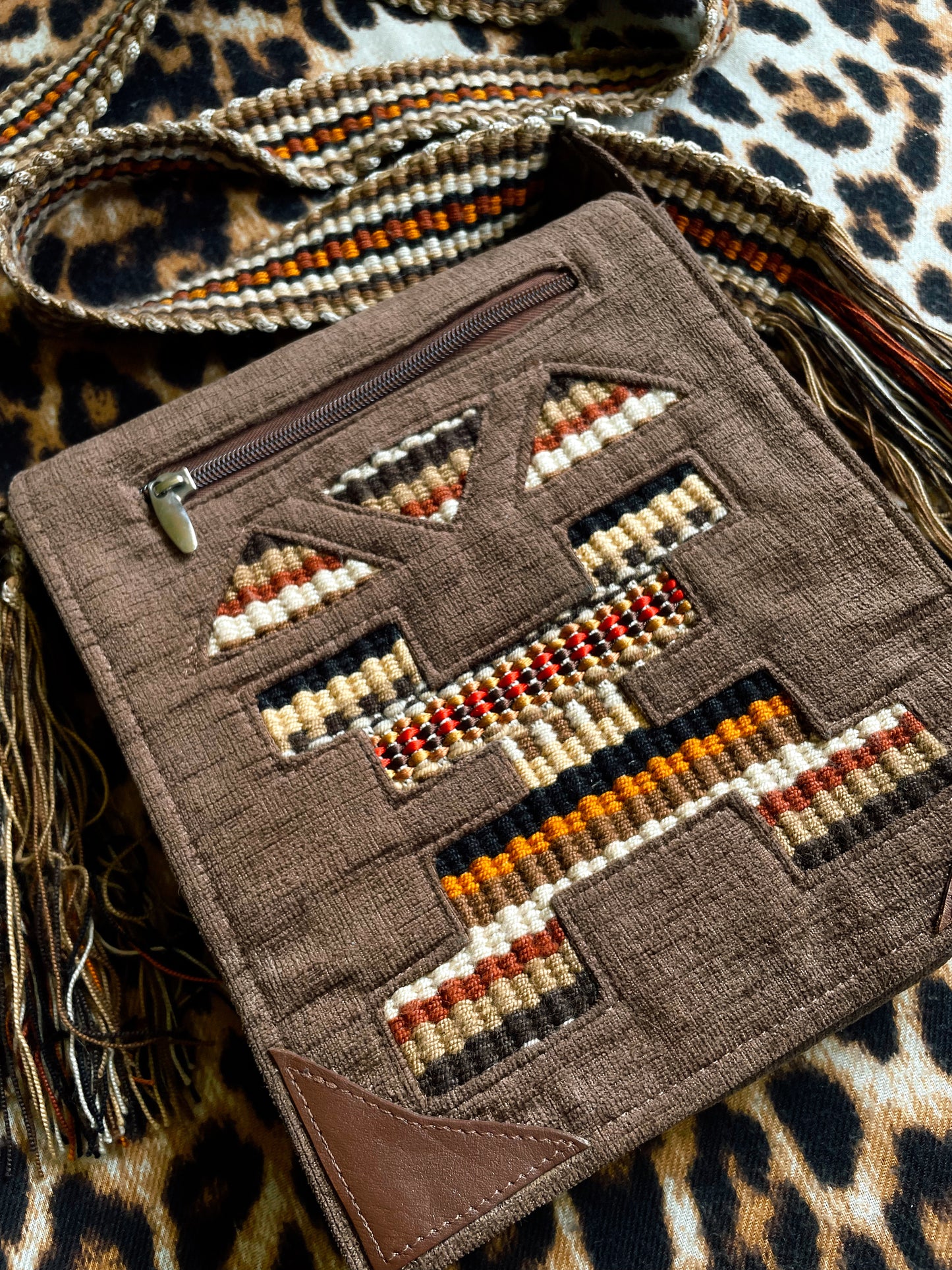 70s CROSS BODY BAG