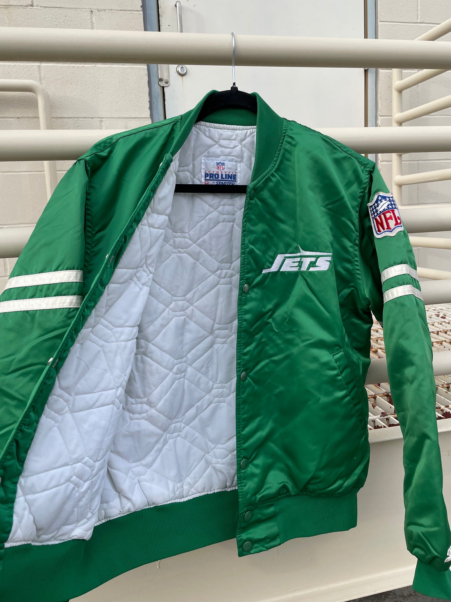 VINTAGE 80s NEW YORK JETS BOMBER JACKET