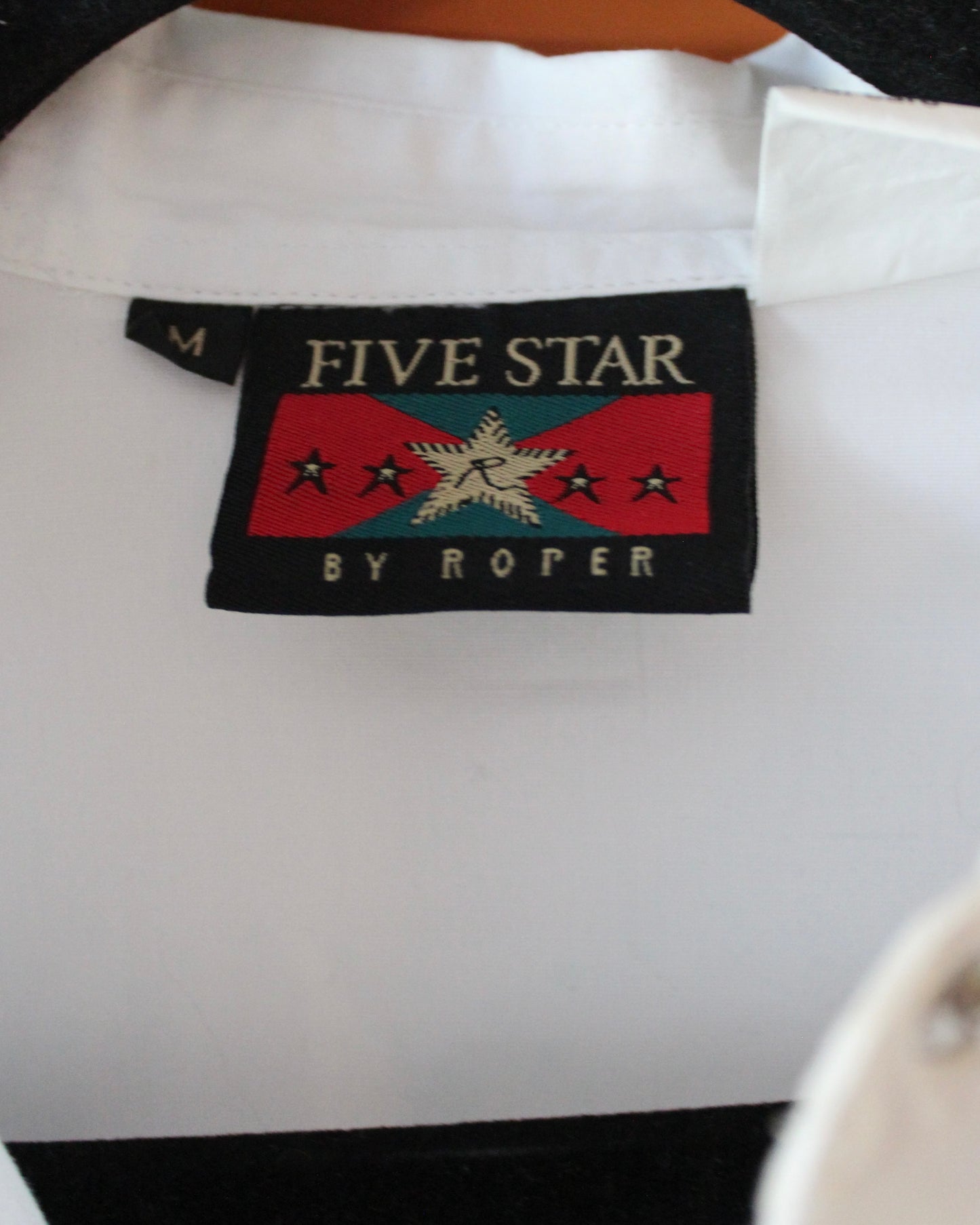 WHITE WESTERN BUTTON-UP