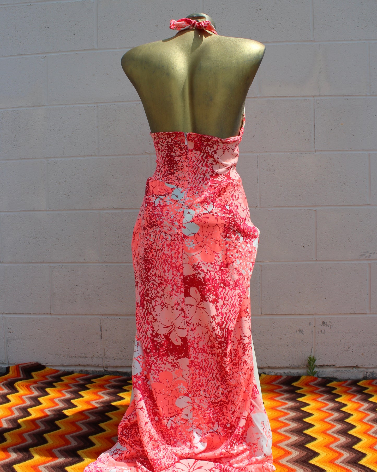 VTG 60’S/70’S HAWAIIAN FLOWER HALTER DRESS