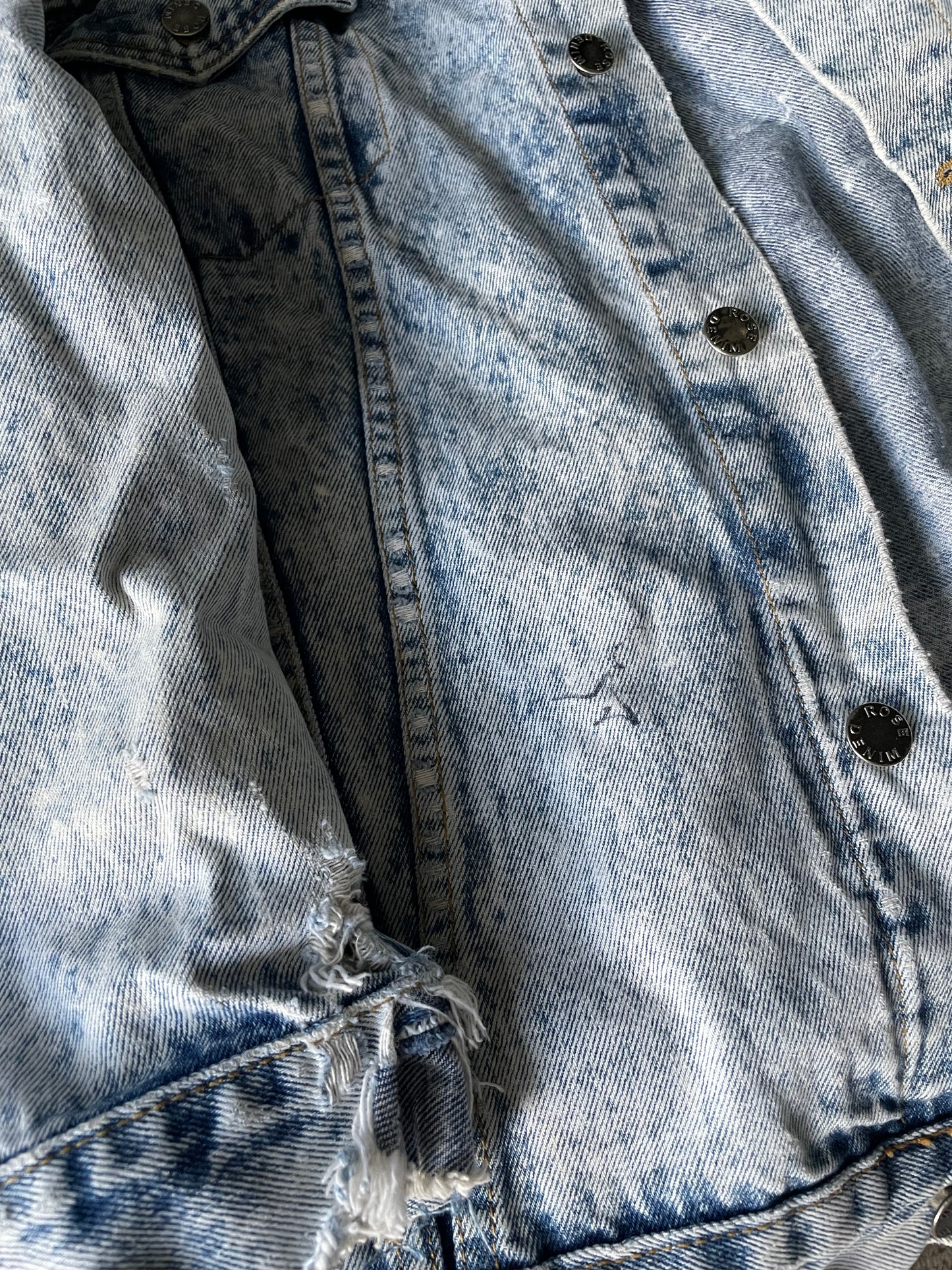 VINTAGE DISTRESSED ACID WASH DENIM JACKET
