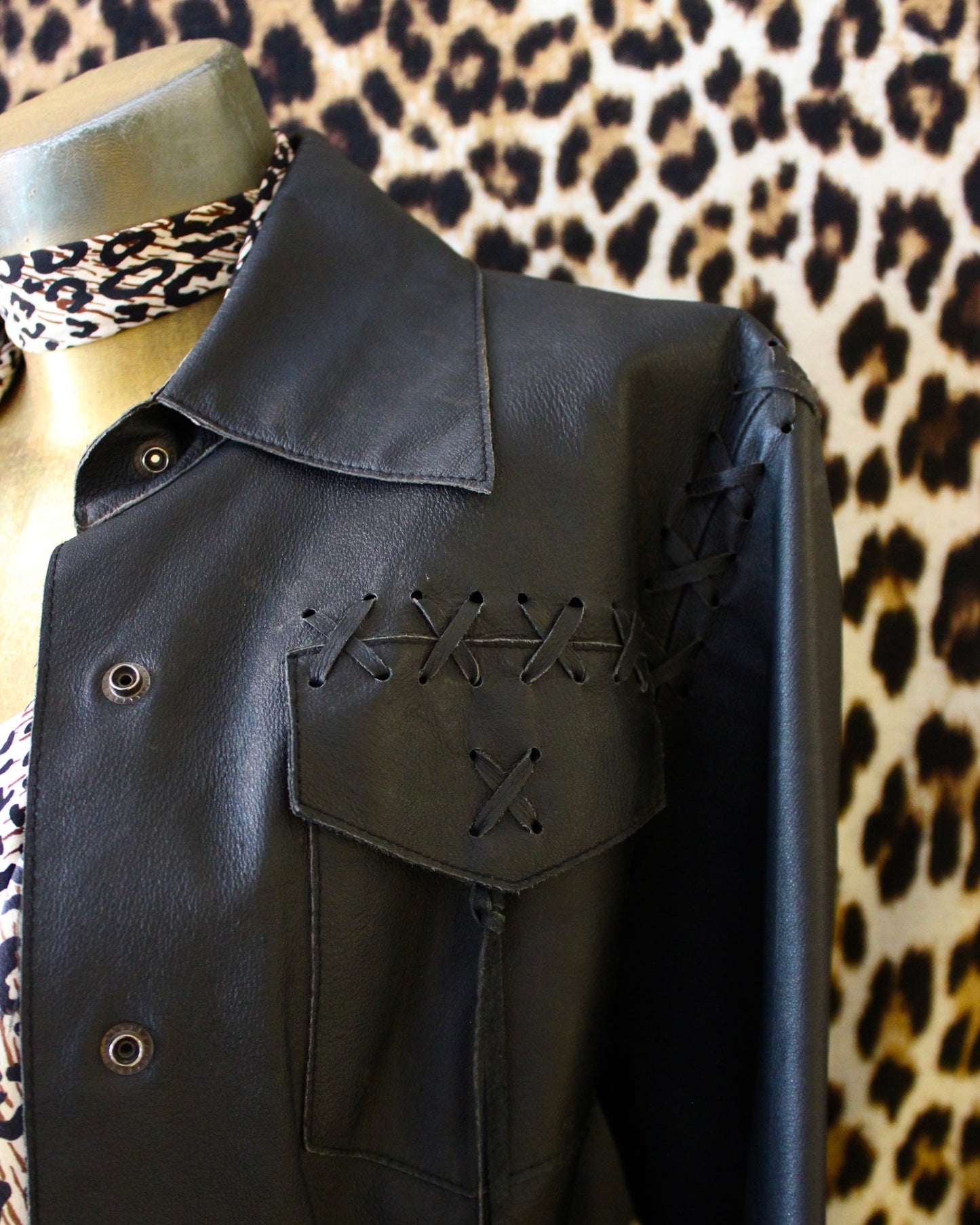 VINTAGE STITCH DETAIL LEATHER JACKET