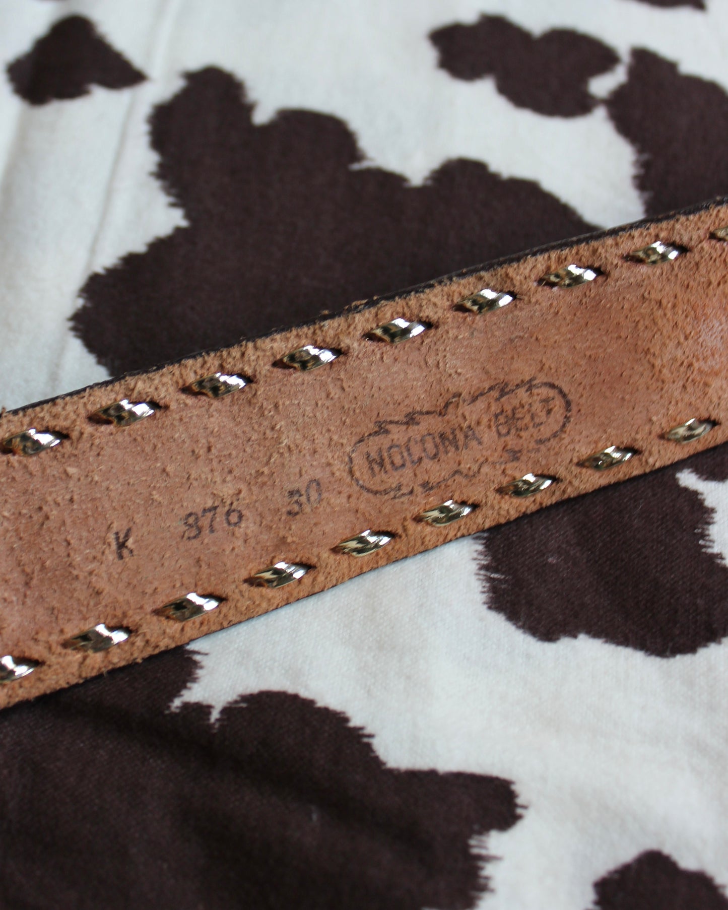 VINTAGE TOOLED LEATHER BELT