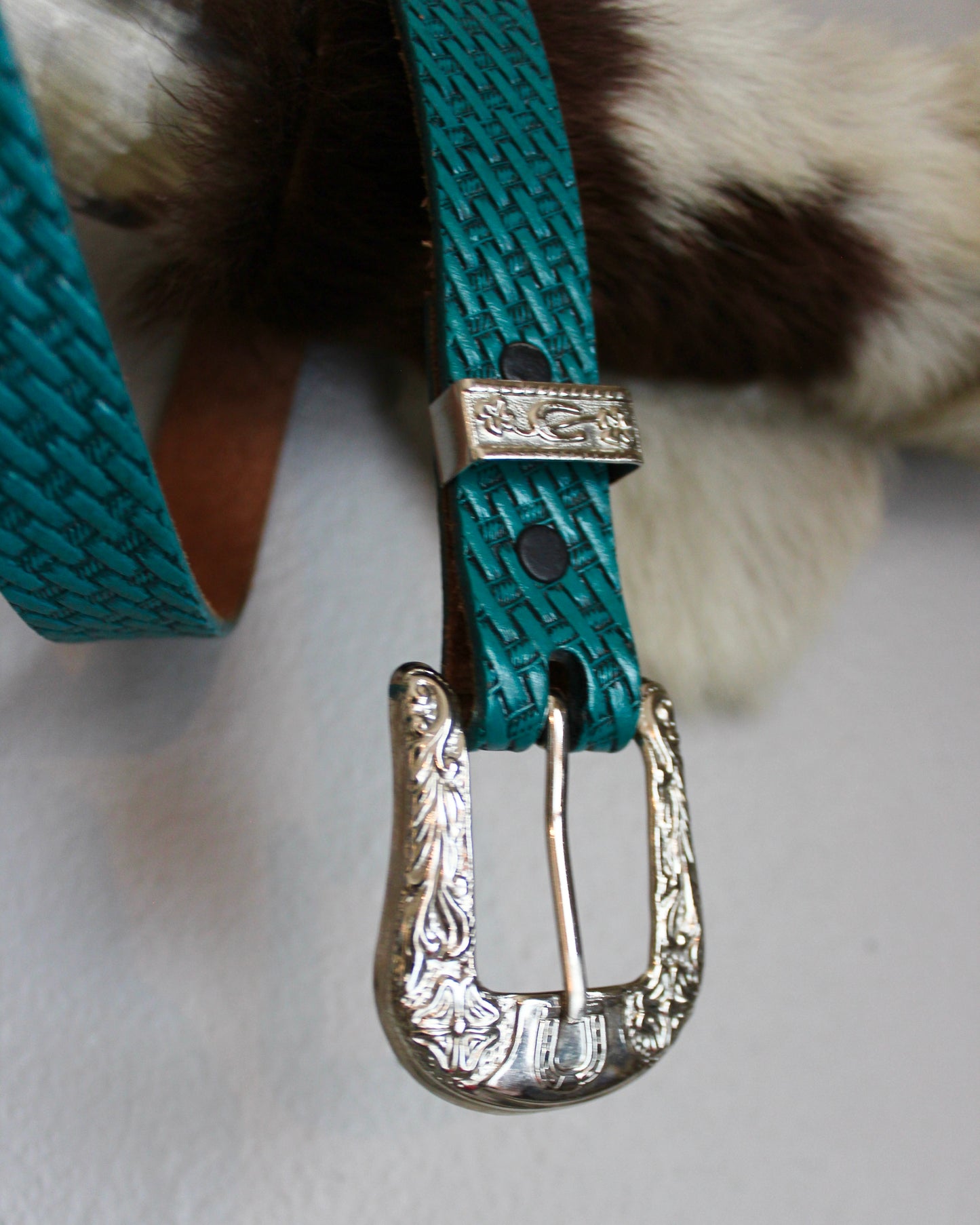 TURQUOISE BLUE LEATHER BELT