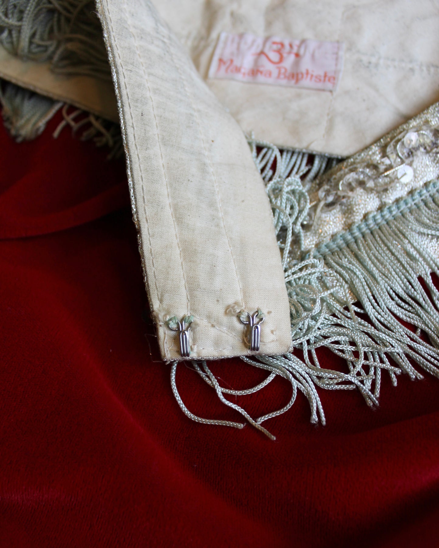 VINTAGE MAGANA BAPTISTE SET