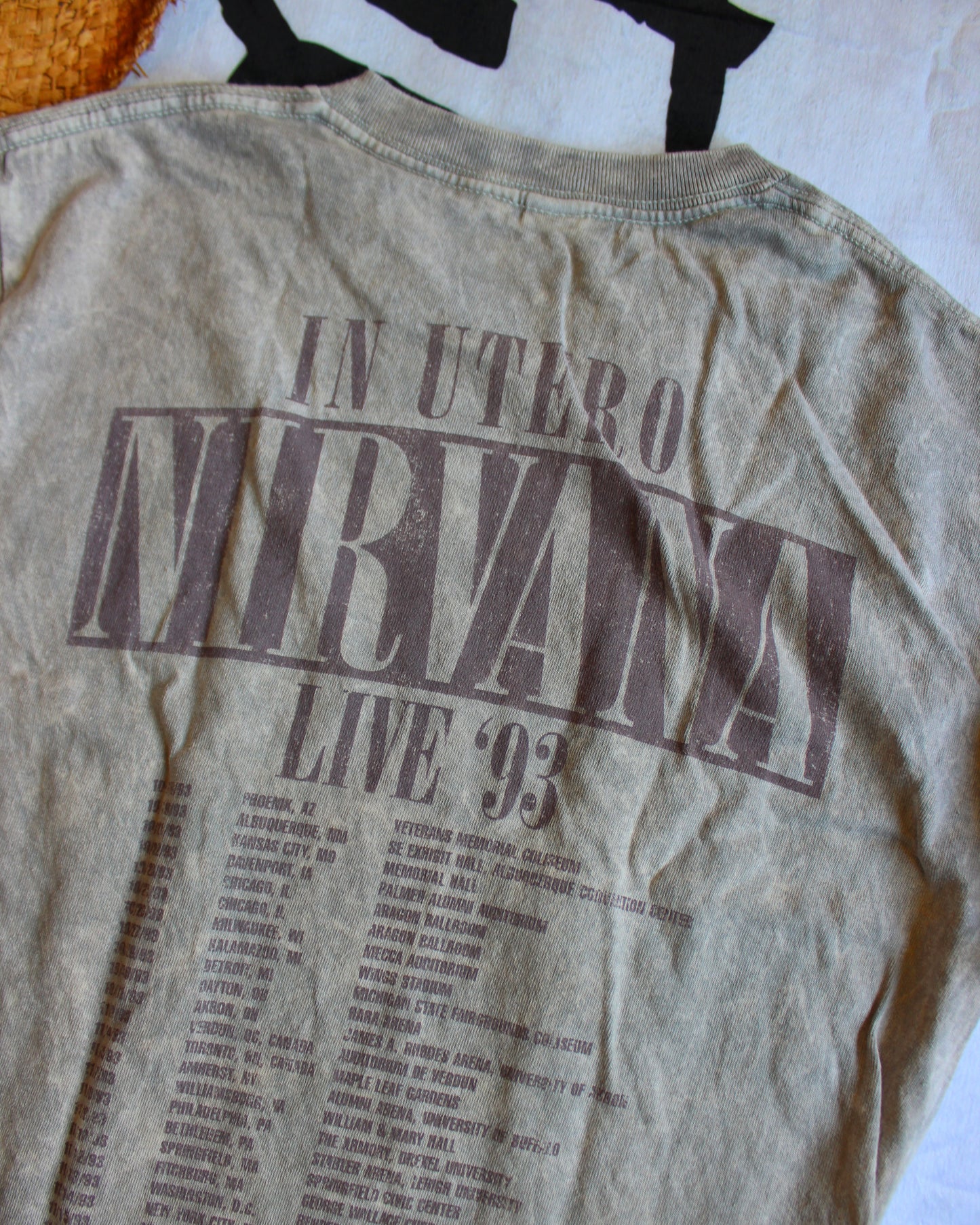 TAUPE/GRAY STONE WASH NIRVANA IN UTERO TEE