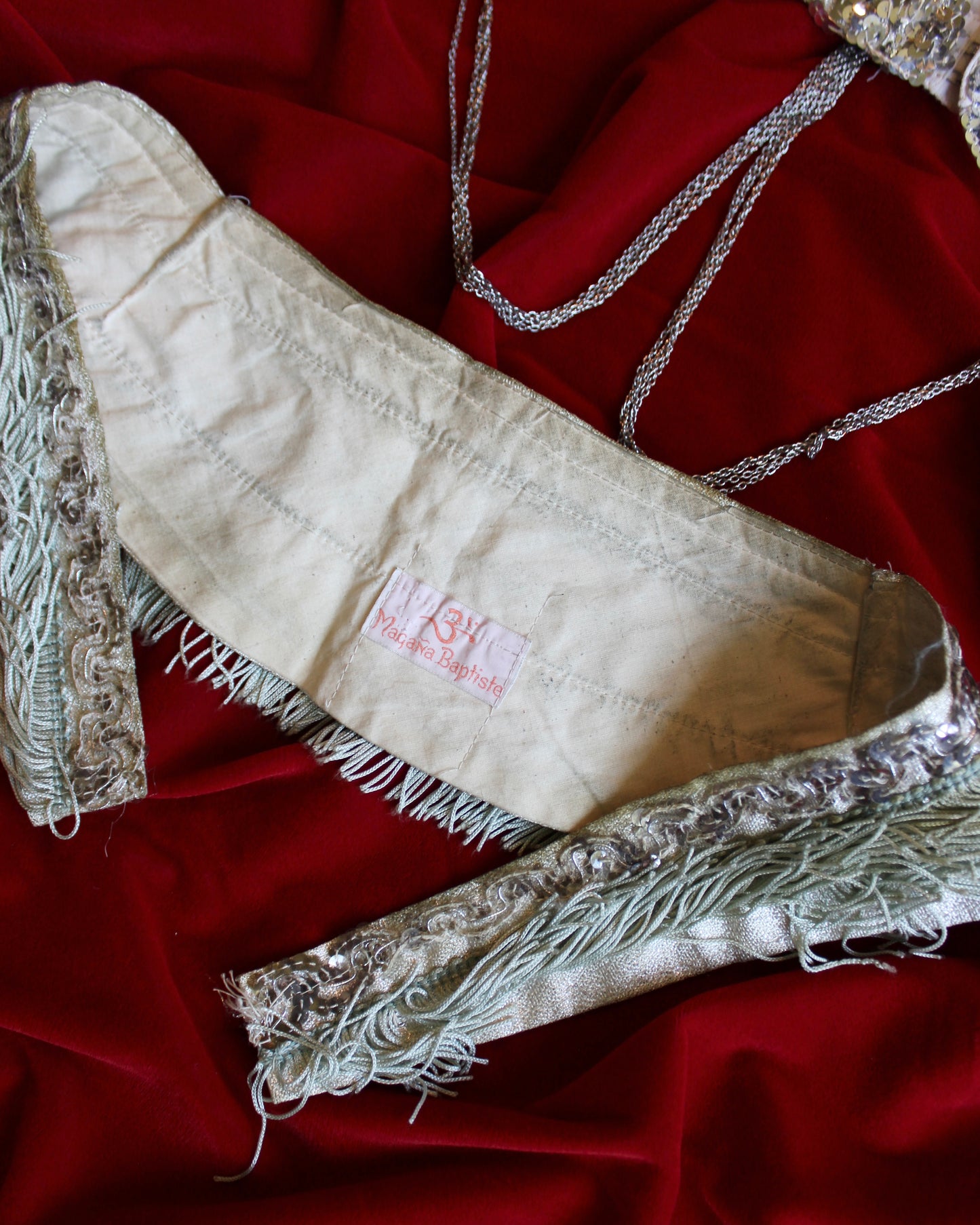 VINTAGE MAGANA BAPTISTE SET