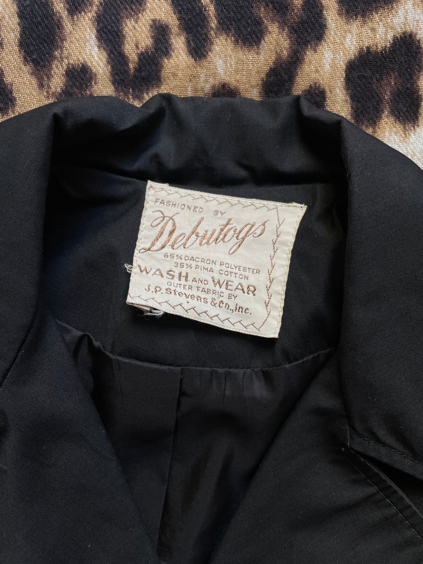 VINTAGE CLASSIC BLACK TRENCH COAT