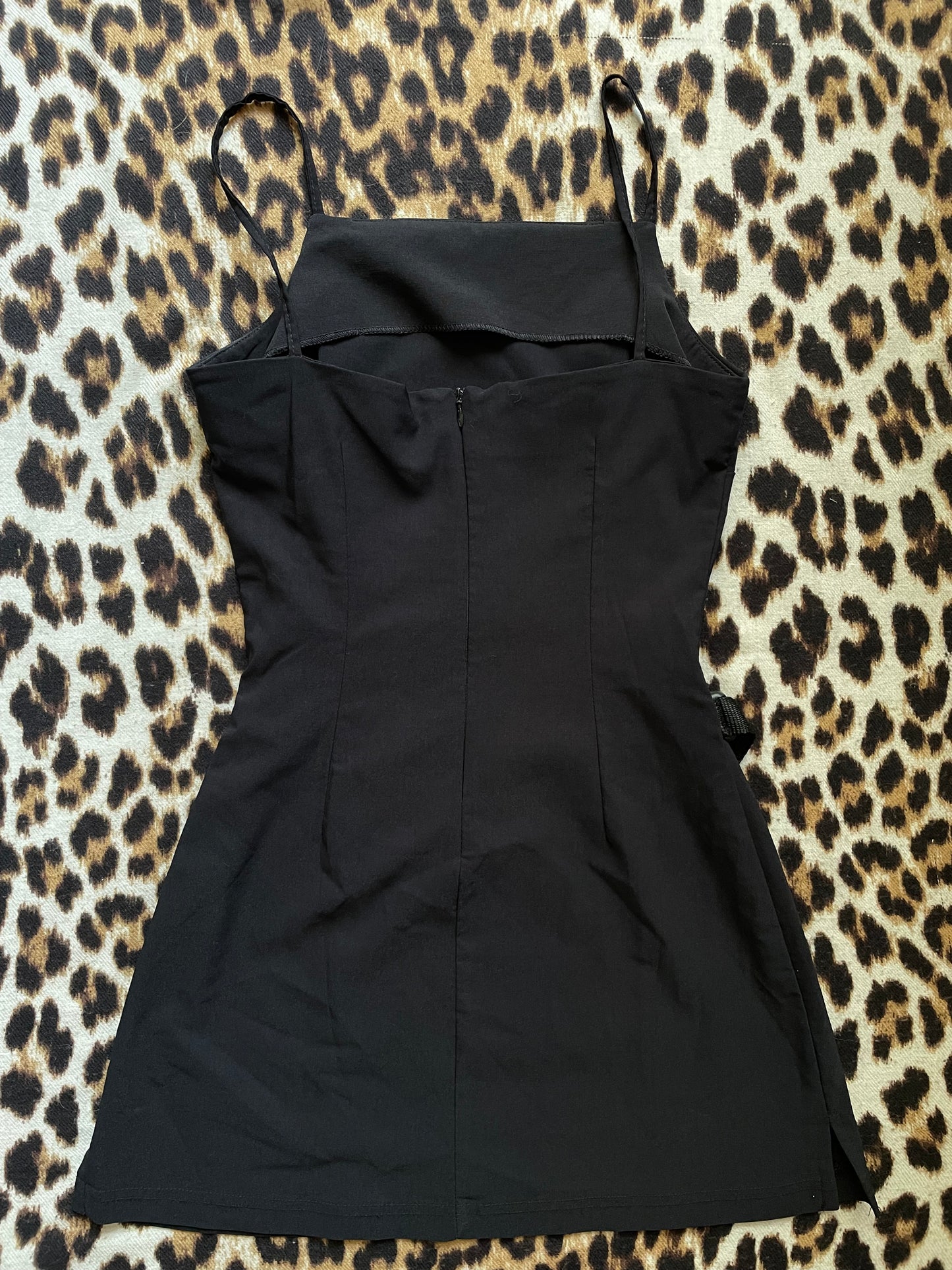 VINTAGE 90’S SEATBELT DRESS