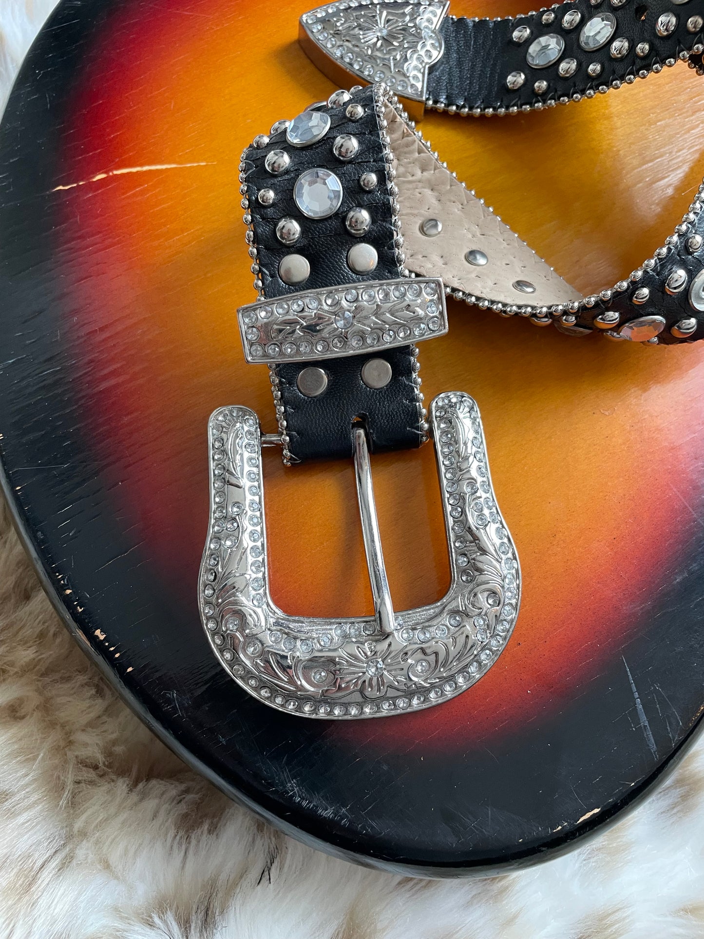 STUDDED RHINESTONE BELT
