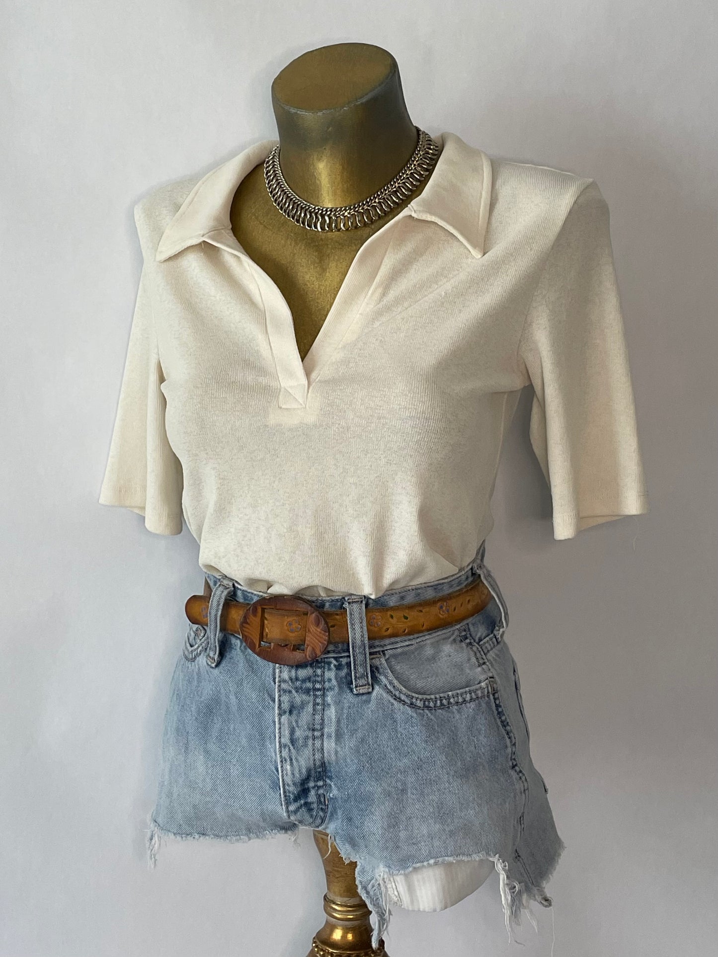 CREAM SHORT SLEEVE