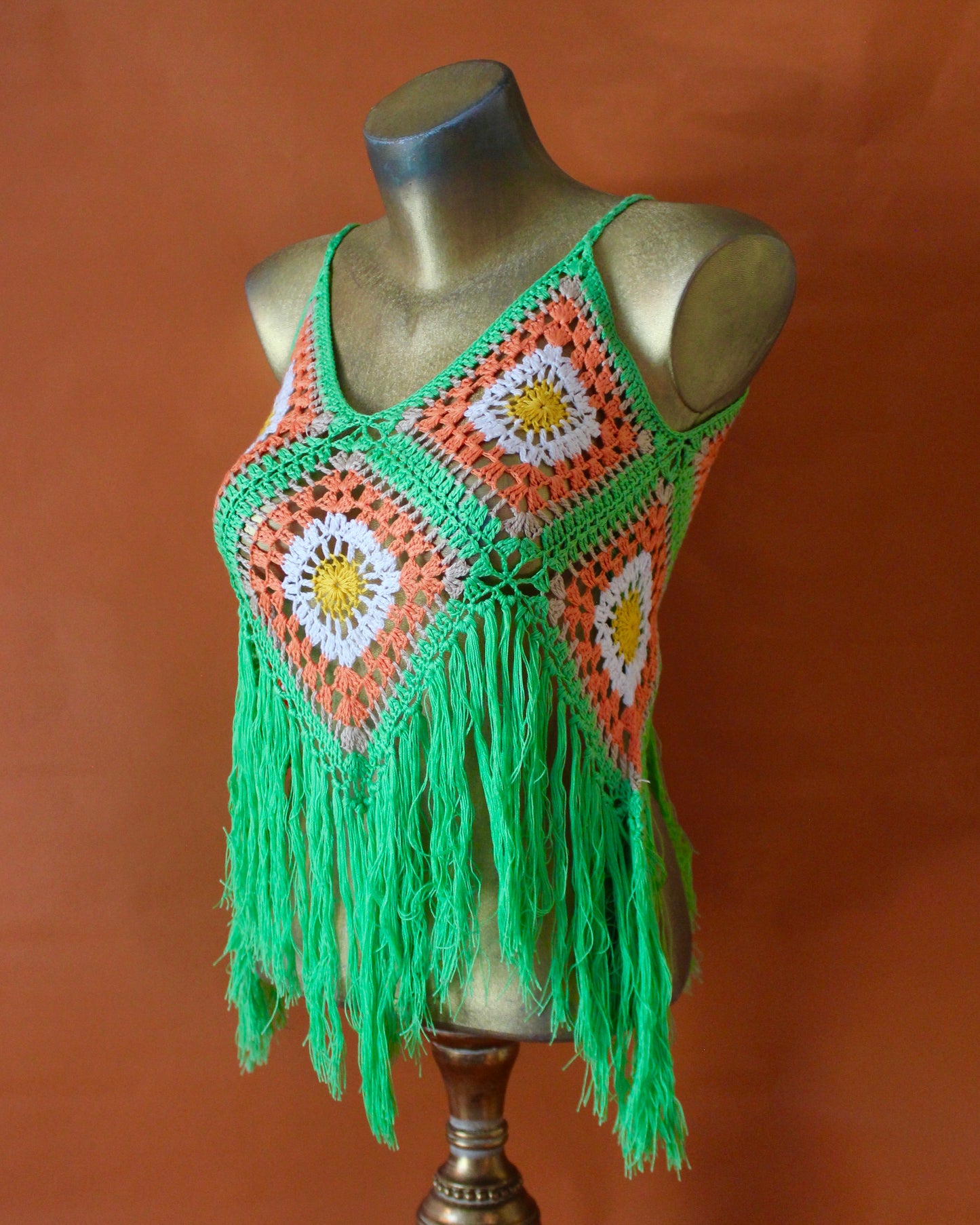 GROOVY CROCHETED TANK