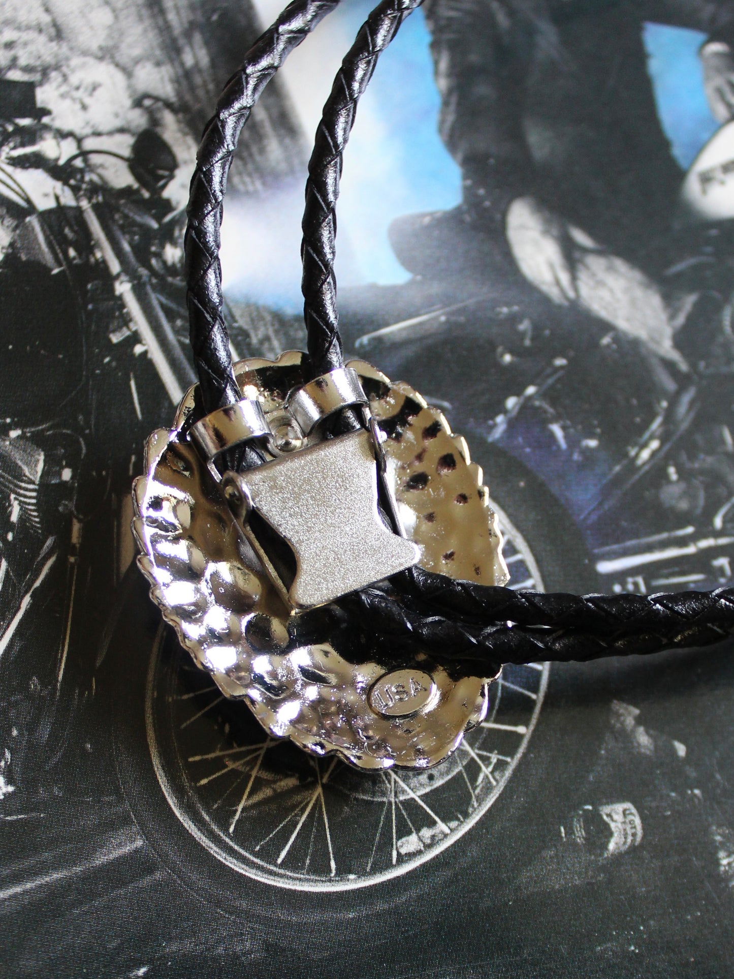 TRIPLE STONE BOLO TIE
