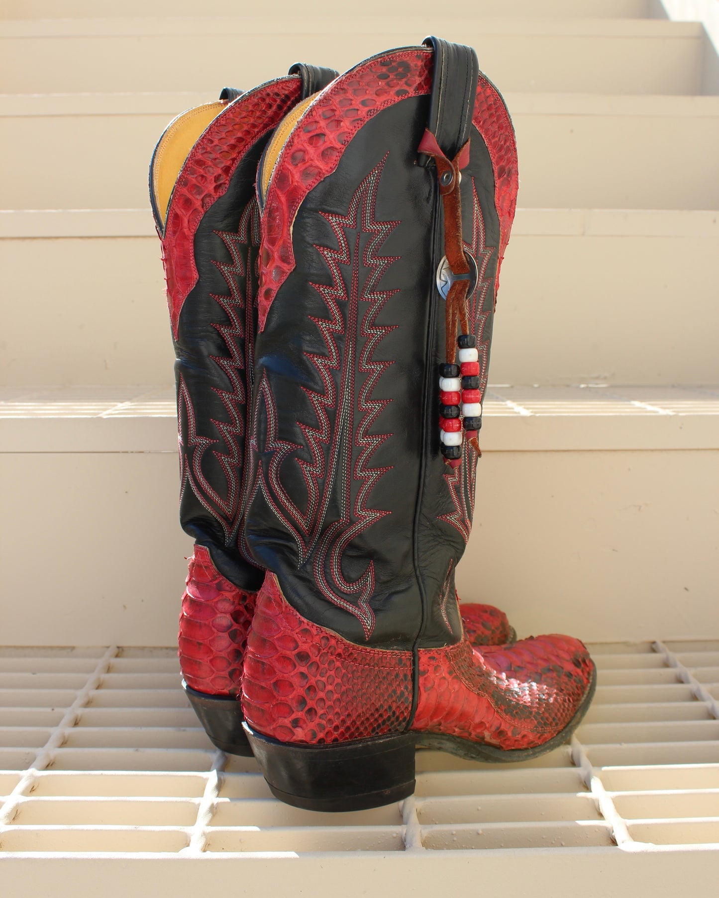 VINTAGE TONY LAMA BOOTS