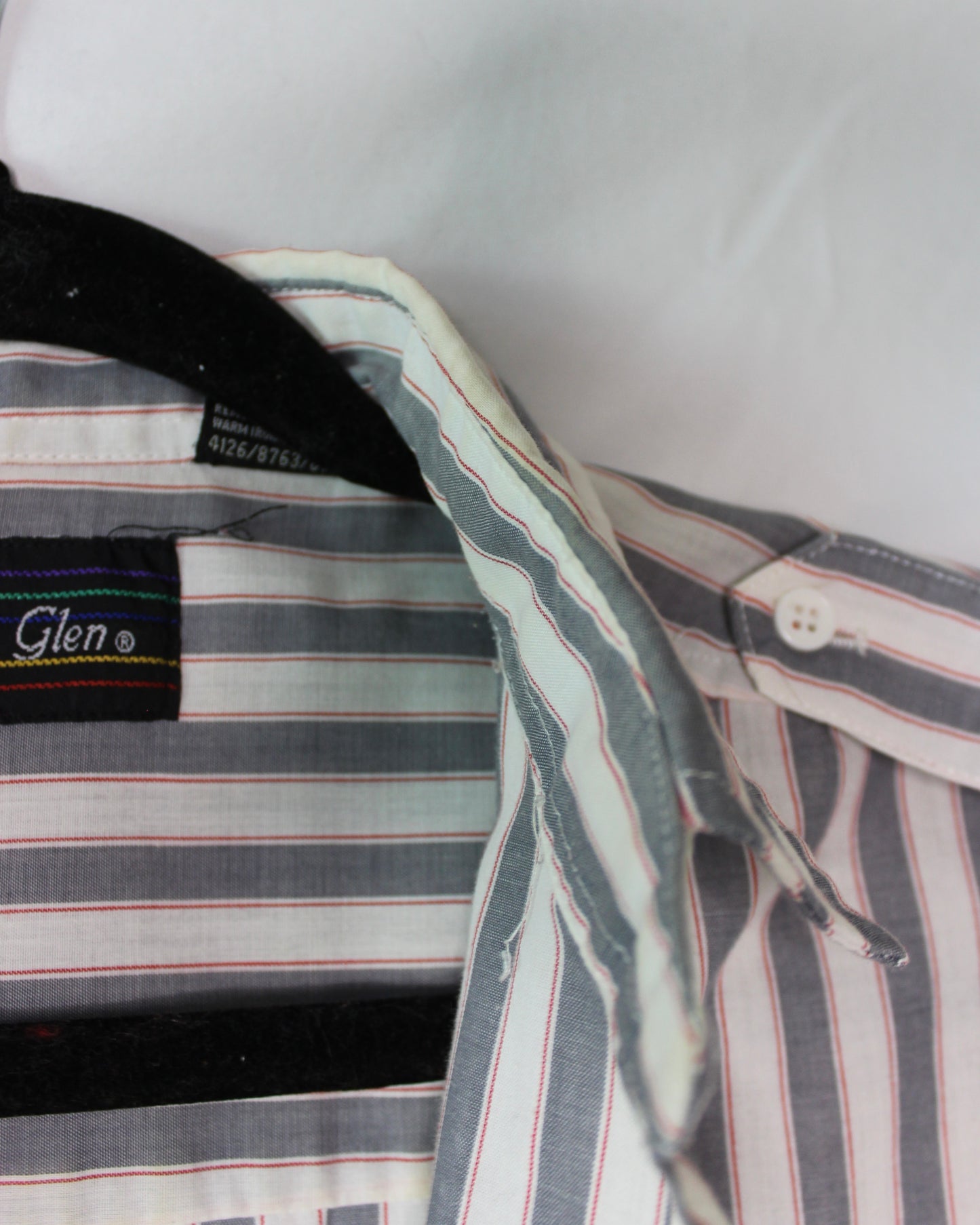 VINTAGE STRIPED BUTTON-UP