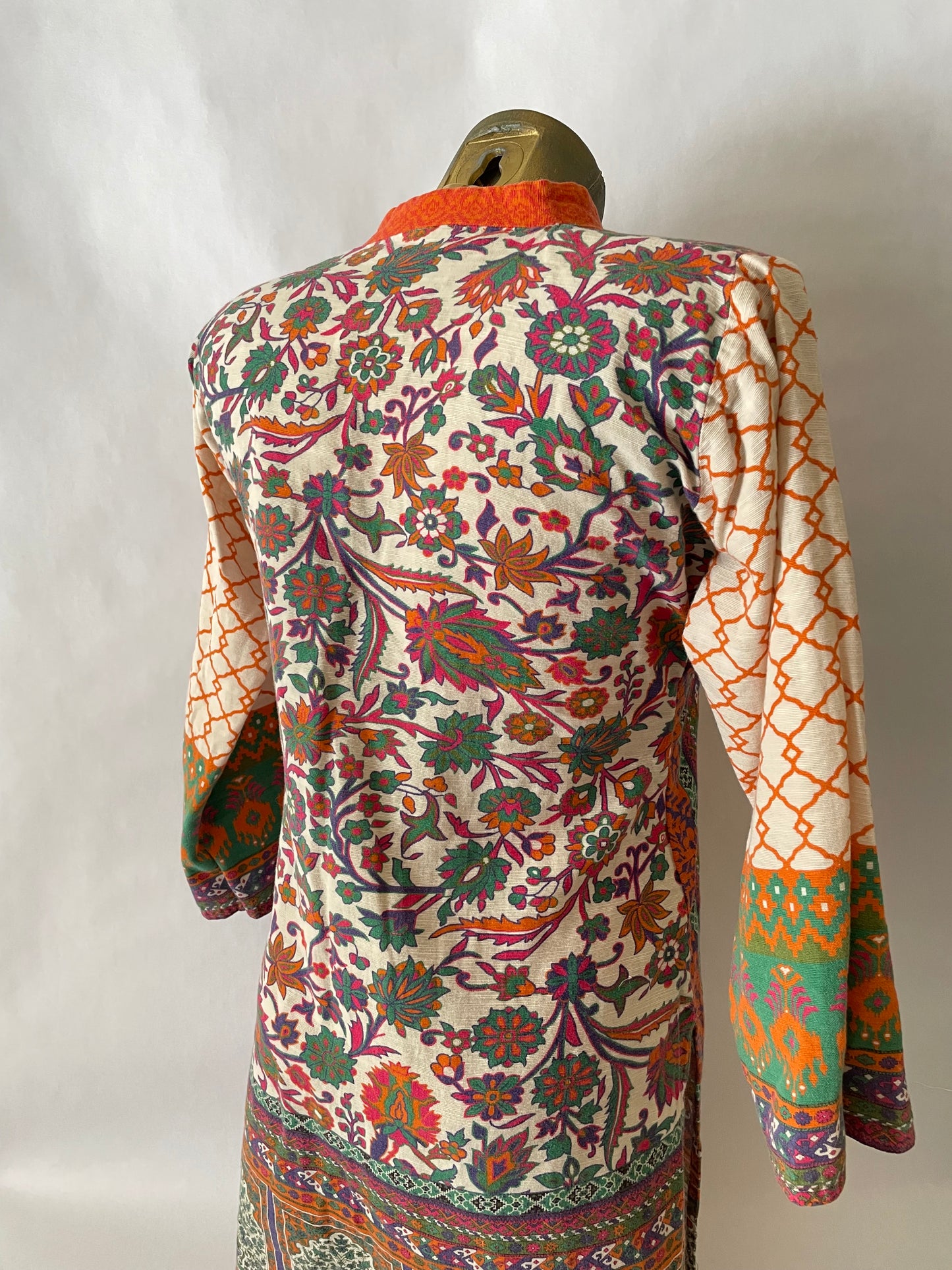 THE SUNSHINE OF YOUR LOVE KURTI