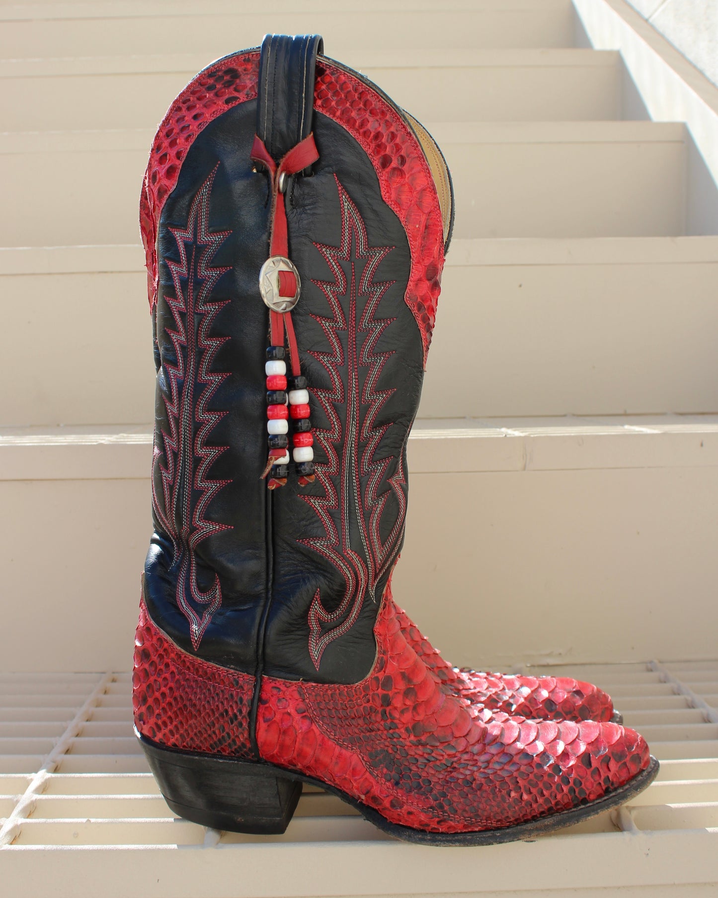 VINTAGE TONY LAMA BOOTS