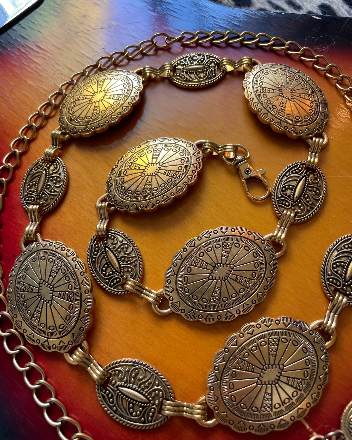 GOLD CONCHO BELT