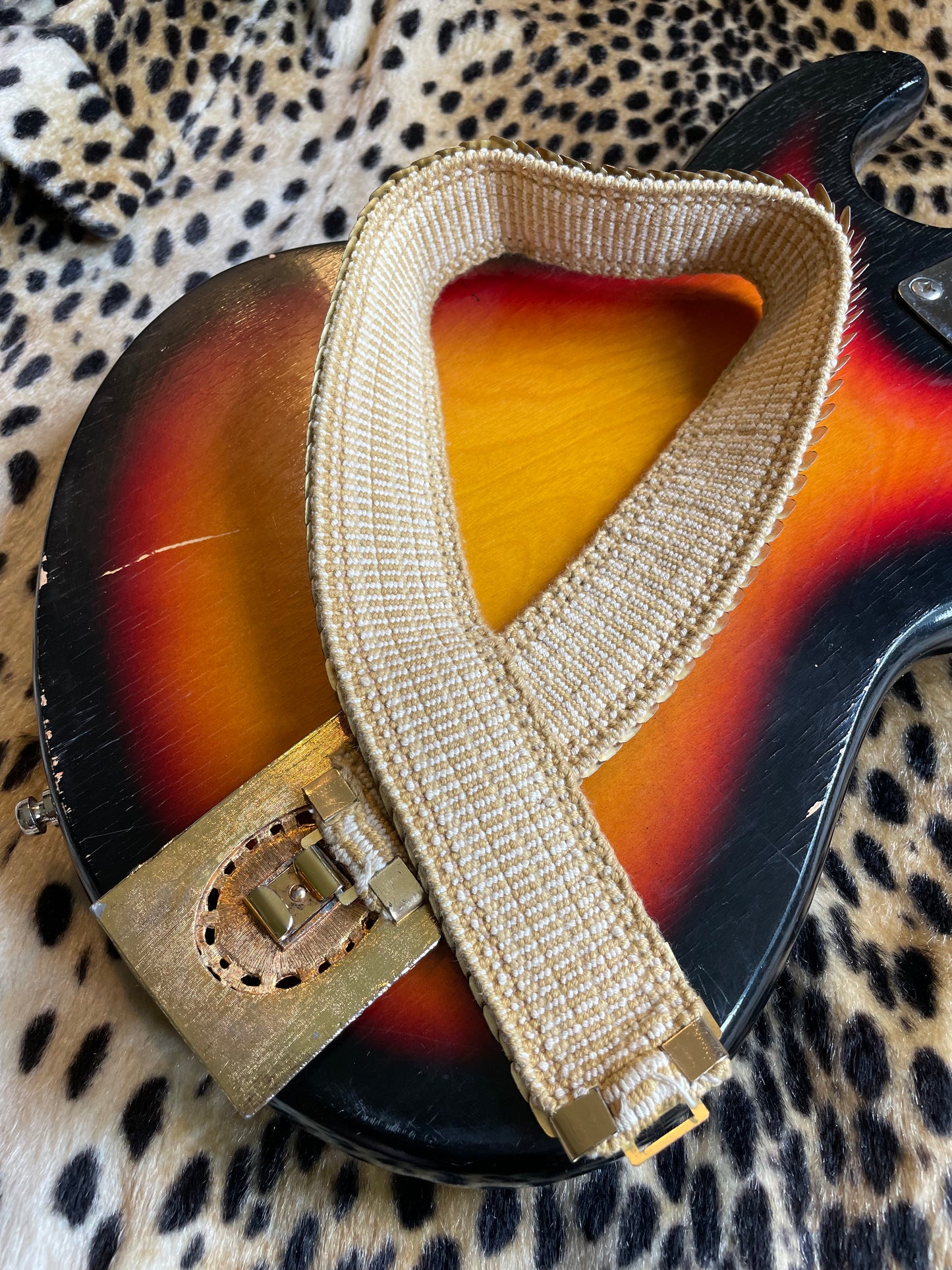 VINTAGE METALLIC GOLD WAIST BELT