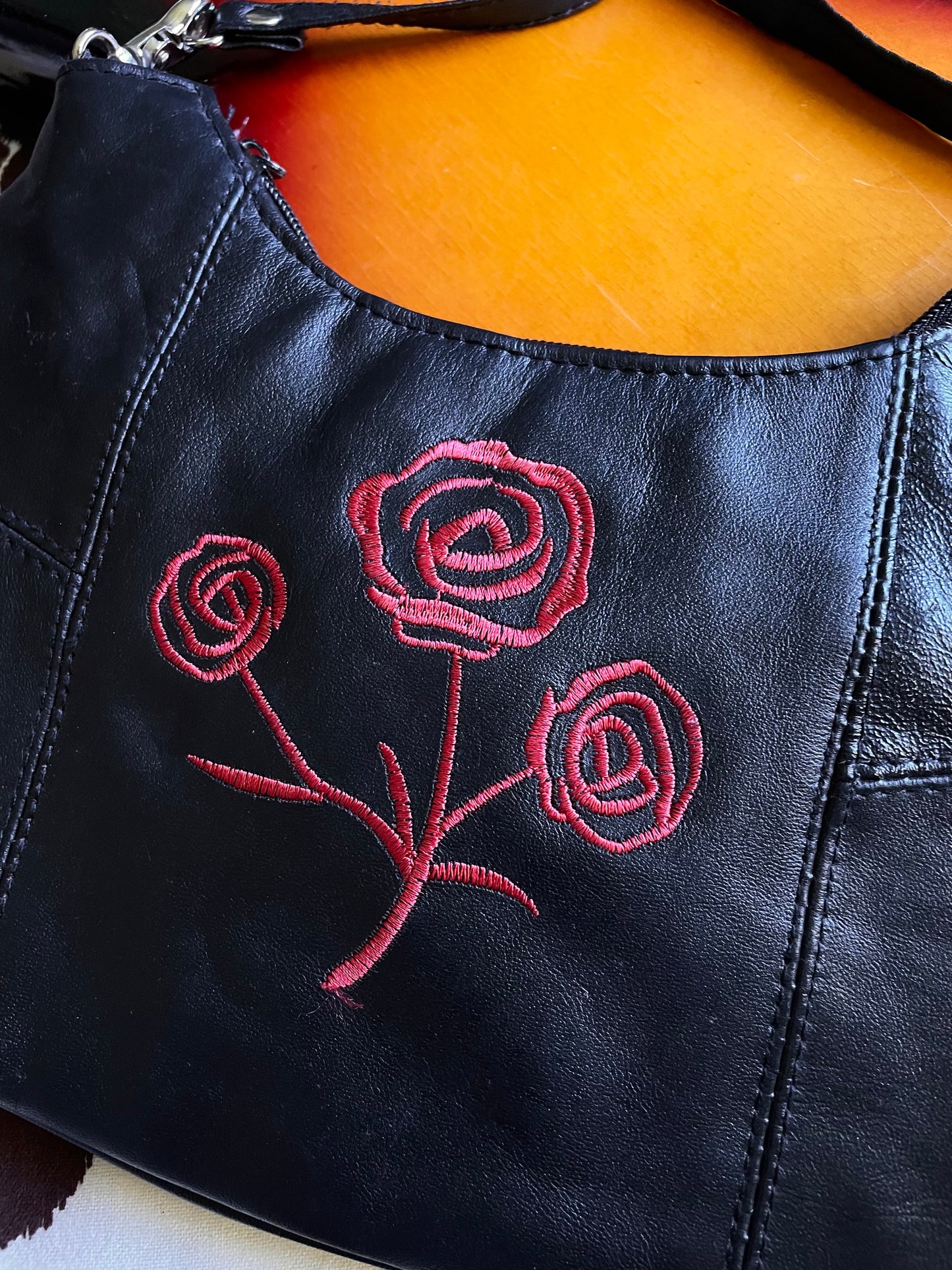 VINTAGE ROSE LEATHER BAG