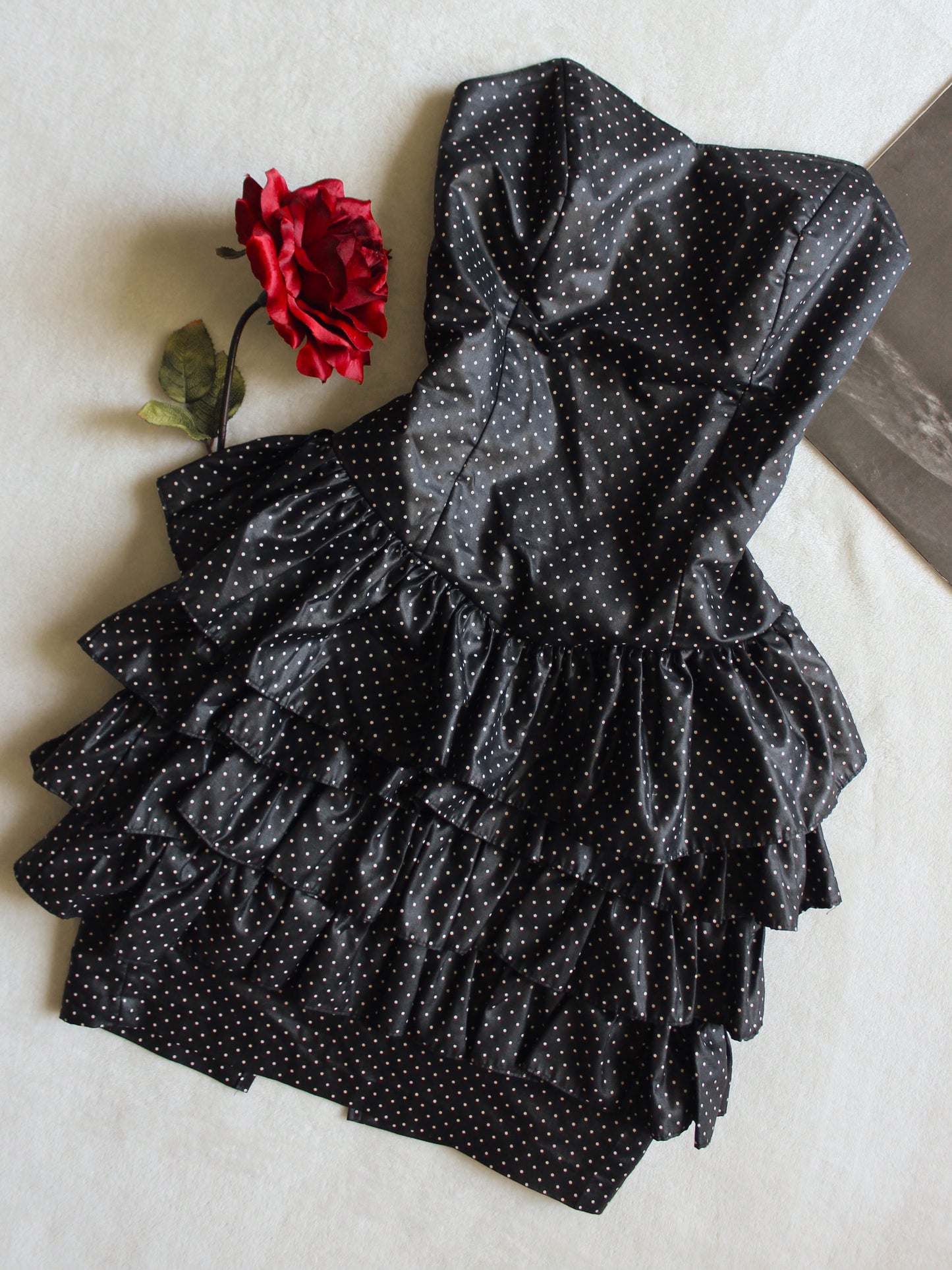 VINTAGE POLKA DOT DRESS