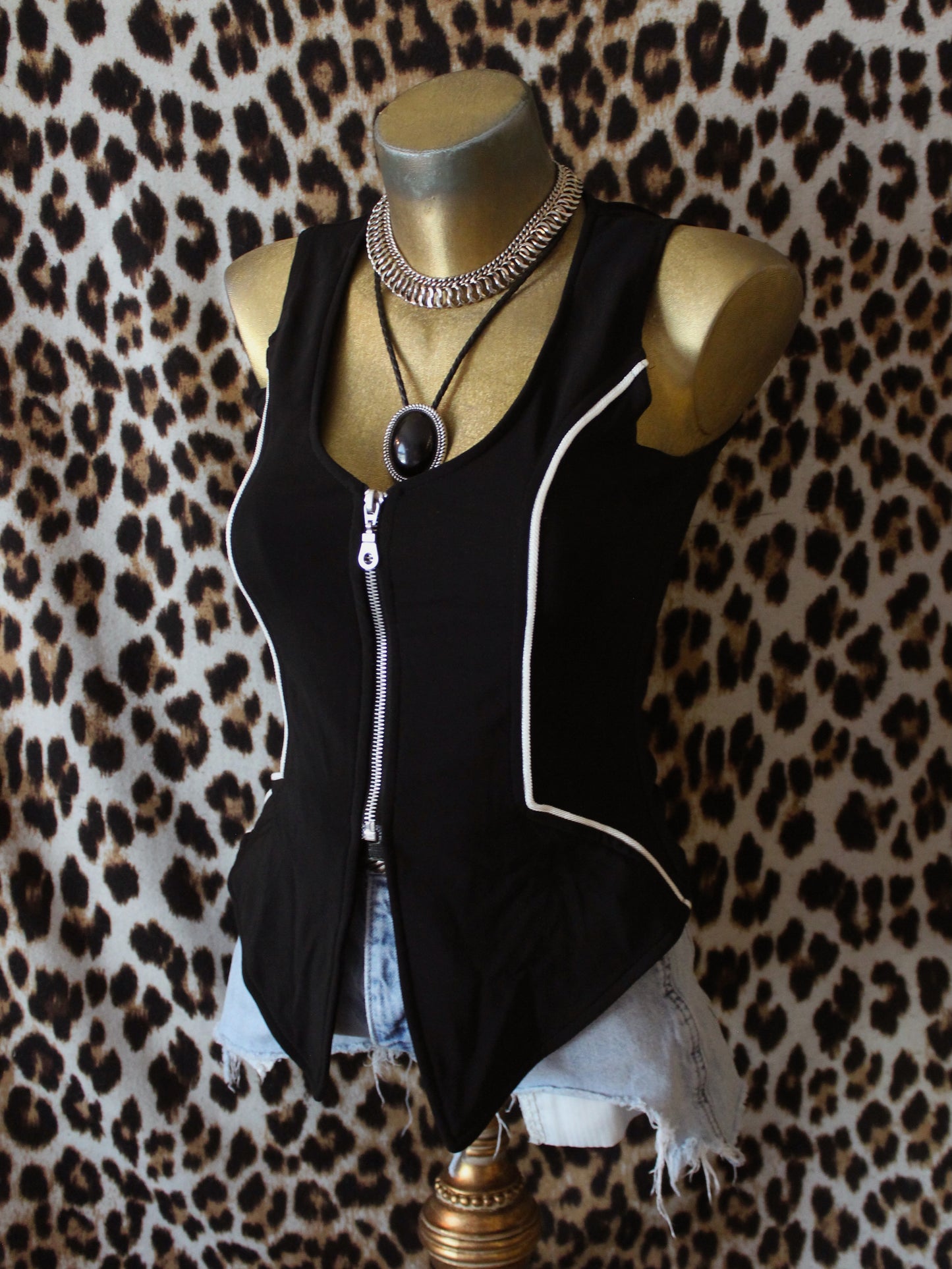 VINTAGE BLACK + WHITE VEST TOP