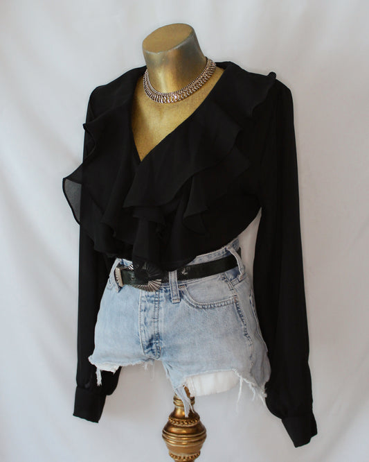 VTG BLACK RUFFLE TOP