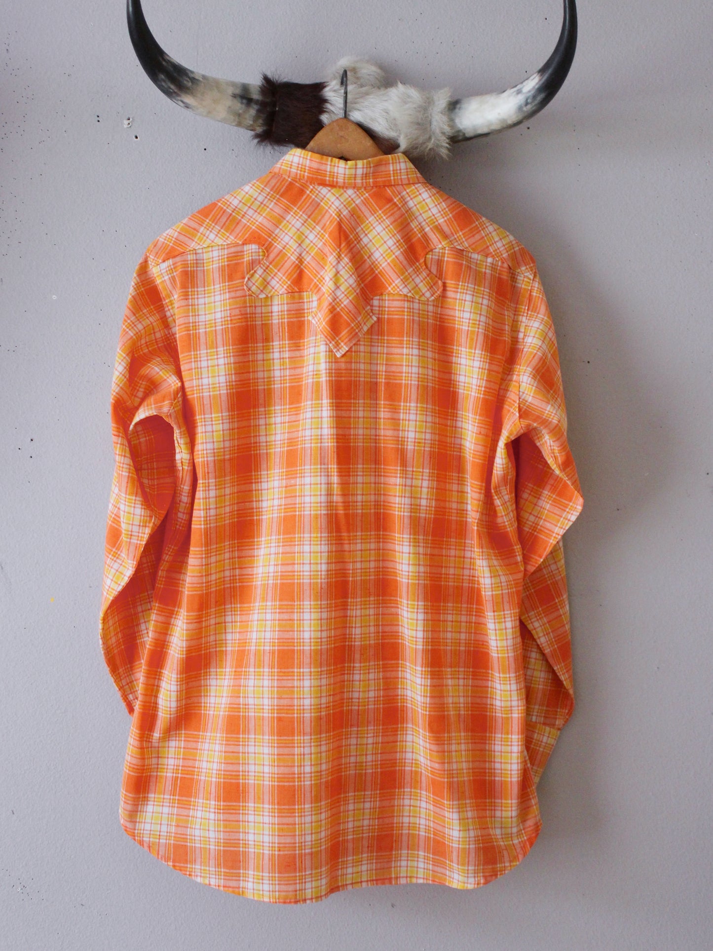 VINTAGE ORANGE AND YELLOW PLAID PEARL SNAP BUTTON-UP