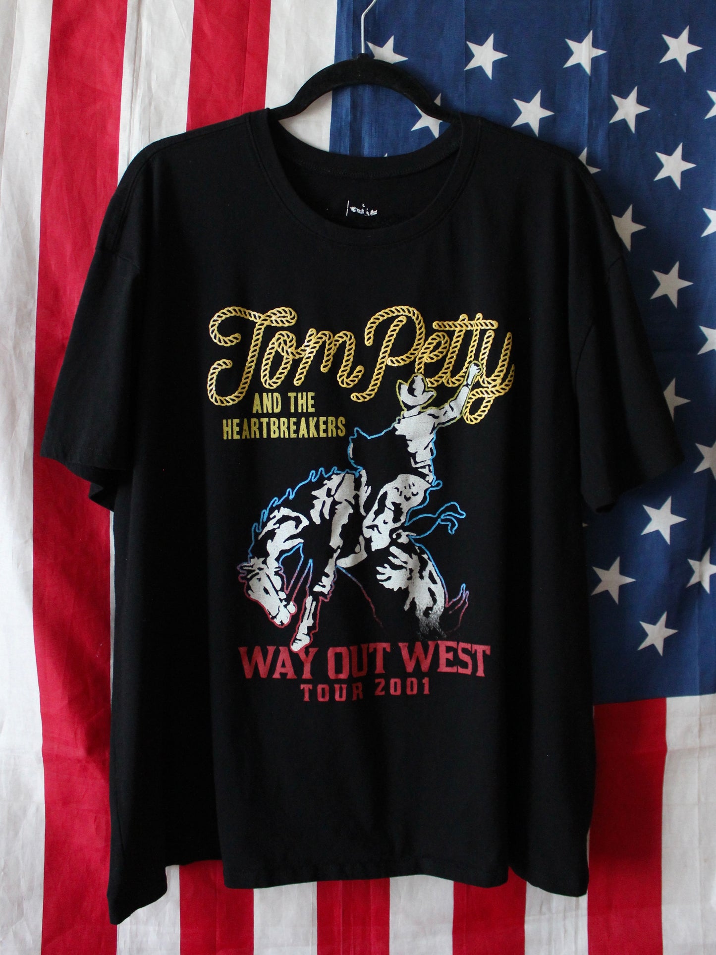 TOM PETTY AND THE HEARTBREAKERS TEE