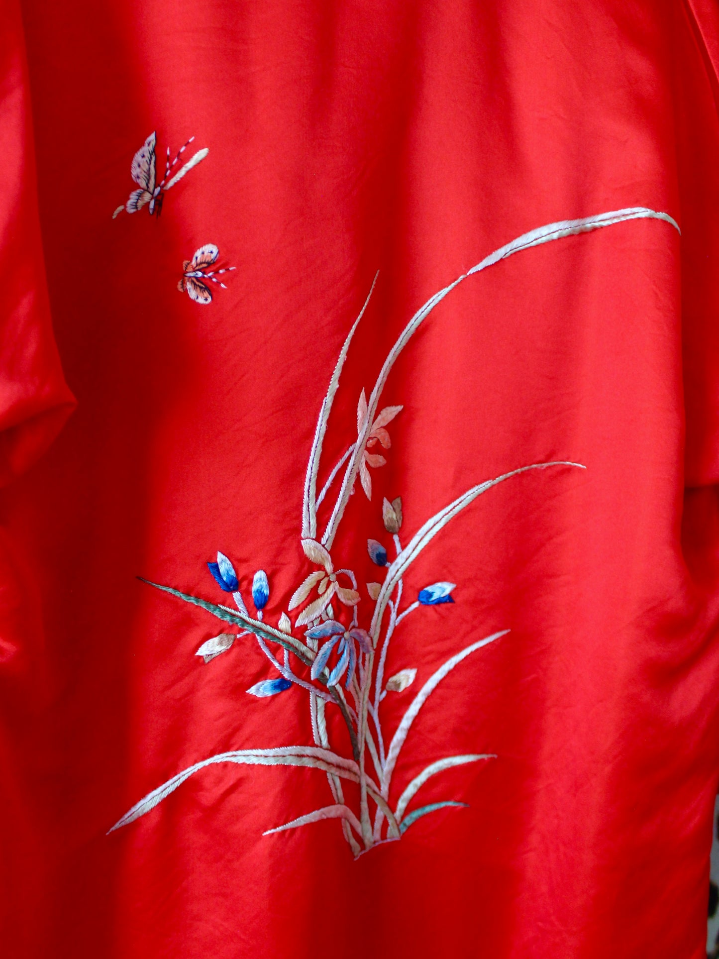 VINTAGE 100% SILK KIMONO