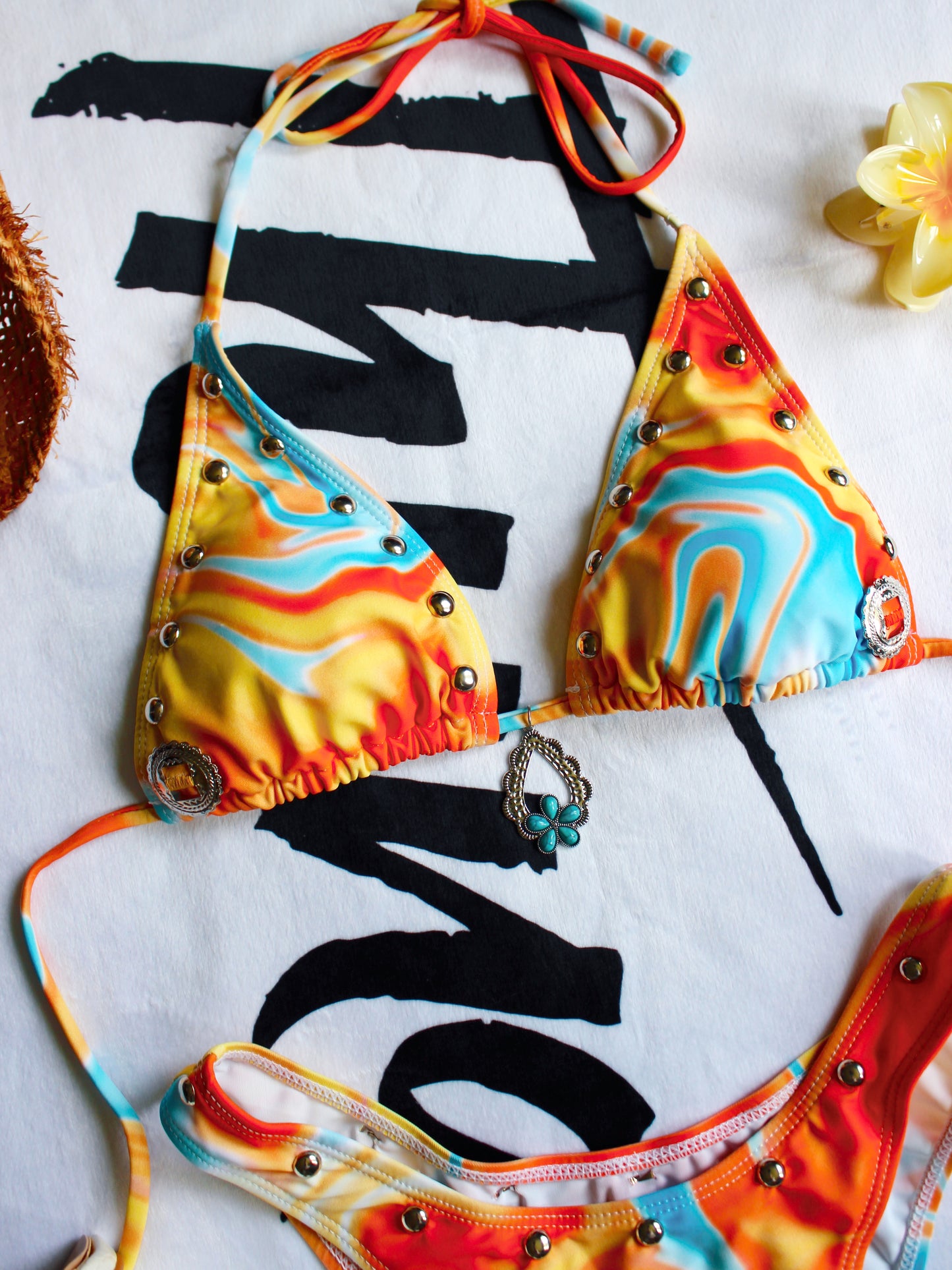 THE BODY HEAT 3-PIECE BIKINI SET