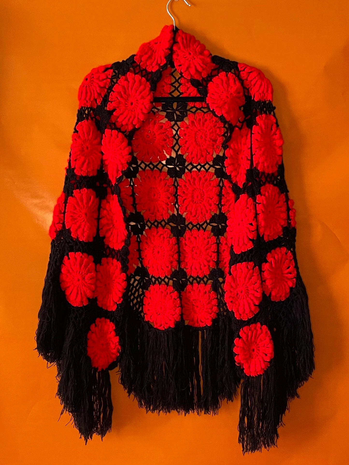 RED + BLACK FLOWER KNITTED SHAWL