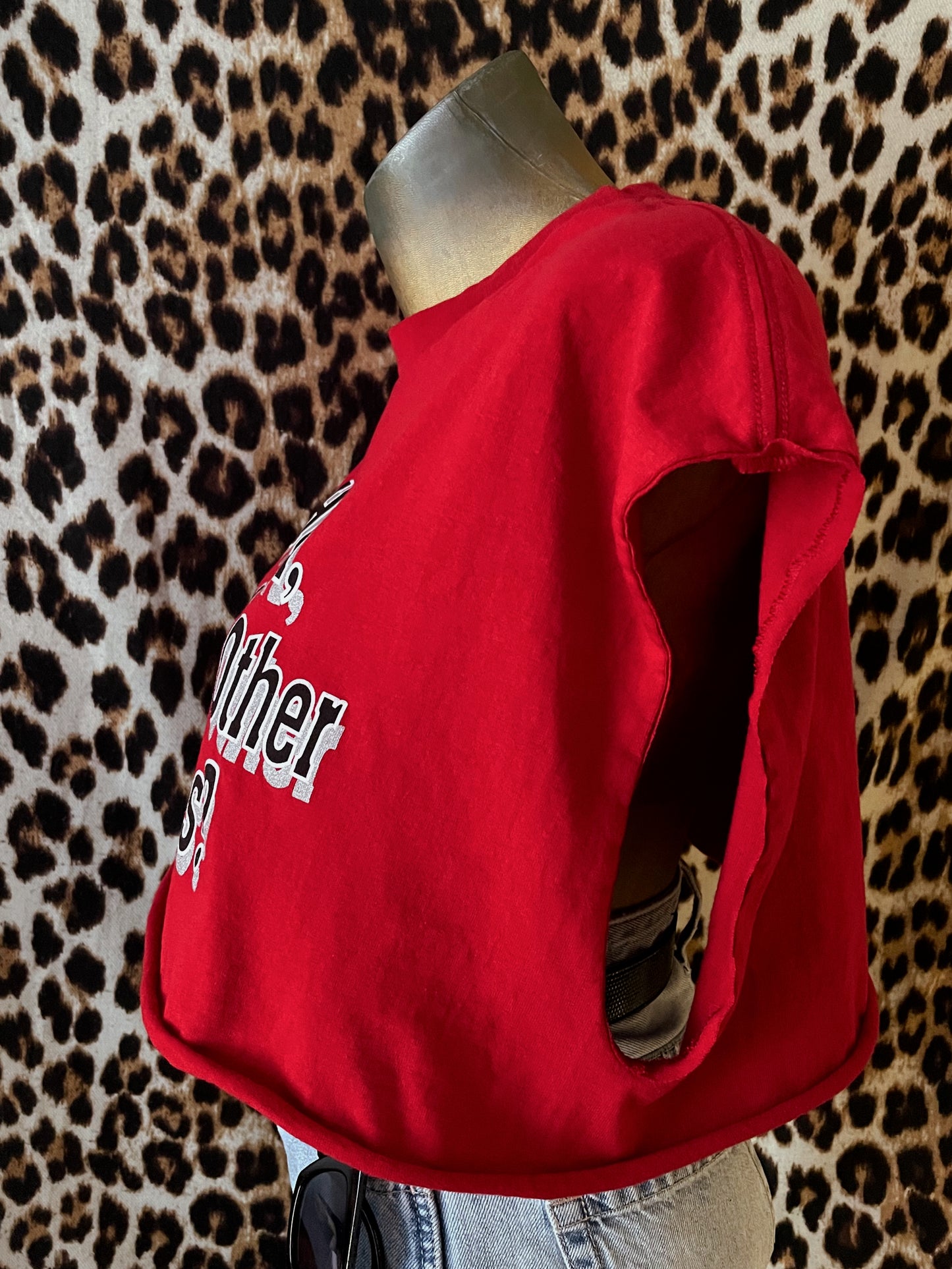 VINTAGE Y2K “HERE I AM” TEE