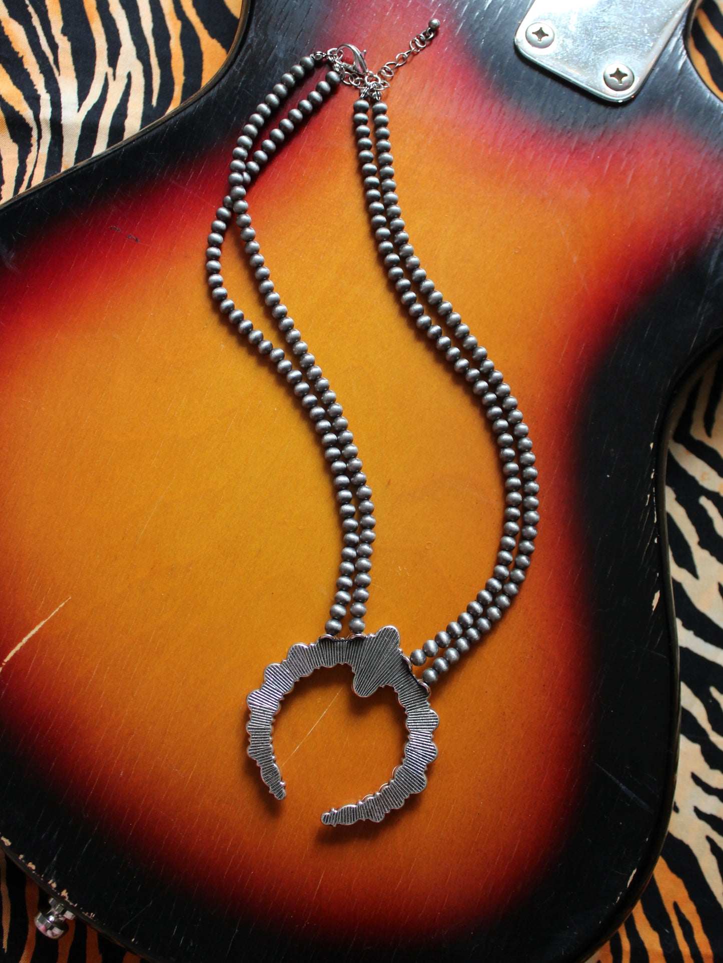 LIGHT SQUASH BLOSSOM NECKLACE