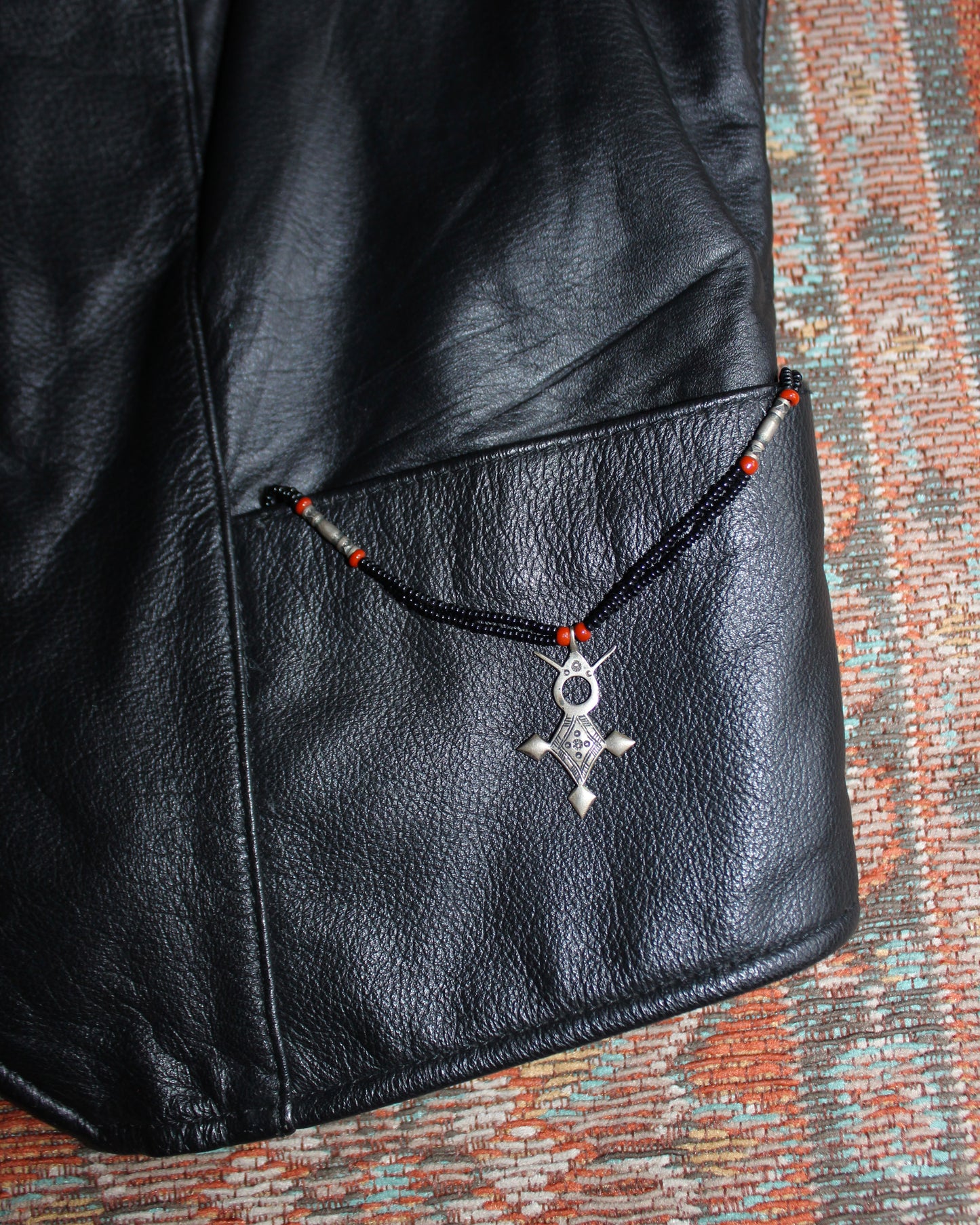 THE BUCKLEY VEST
