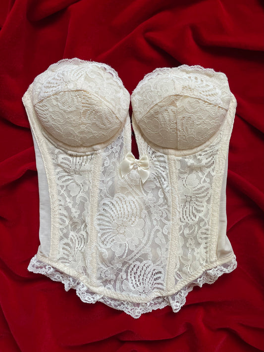 VINTAGE CREAM LACE BUSTIER