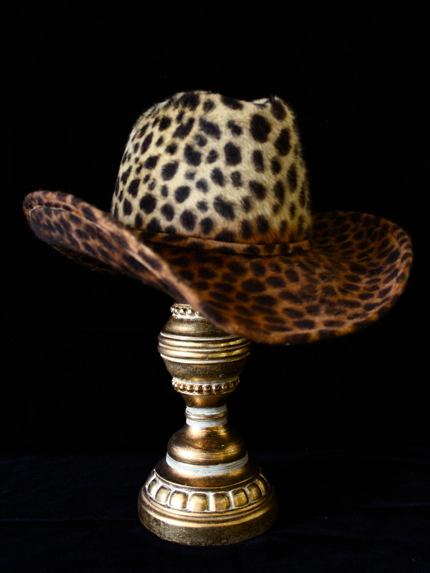VINTAGE CHEETAH WOMENS COWBOY HAT