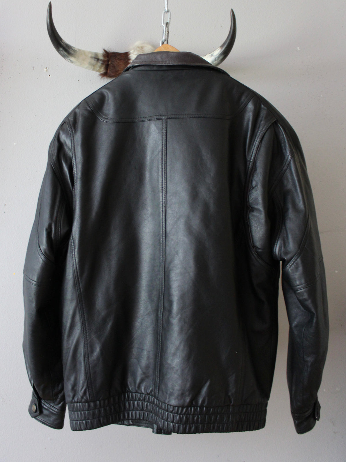 VINTAGE GENUINE LEATHER BOMBER JACKET