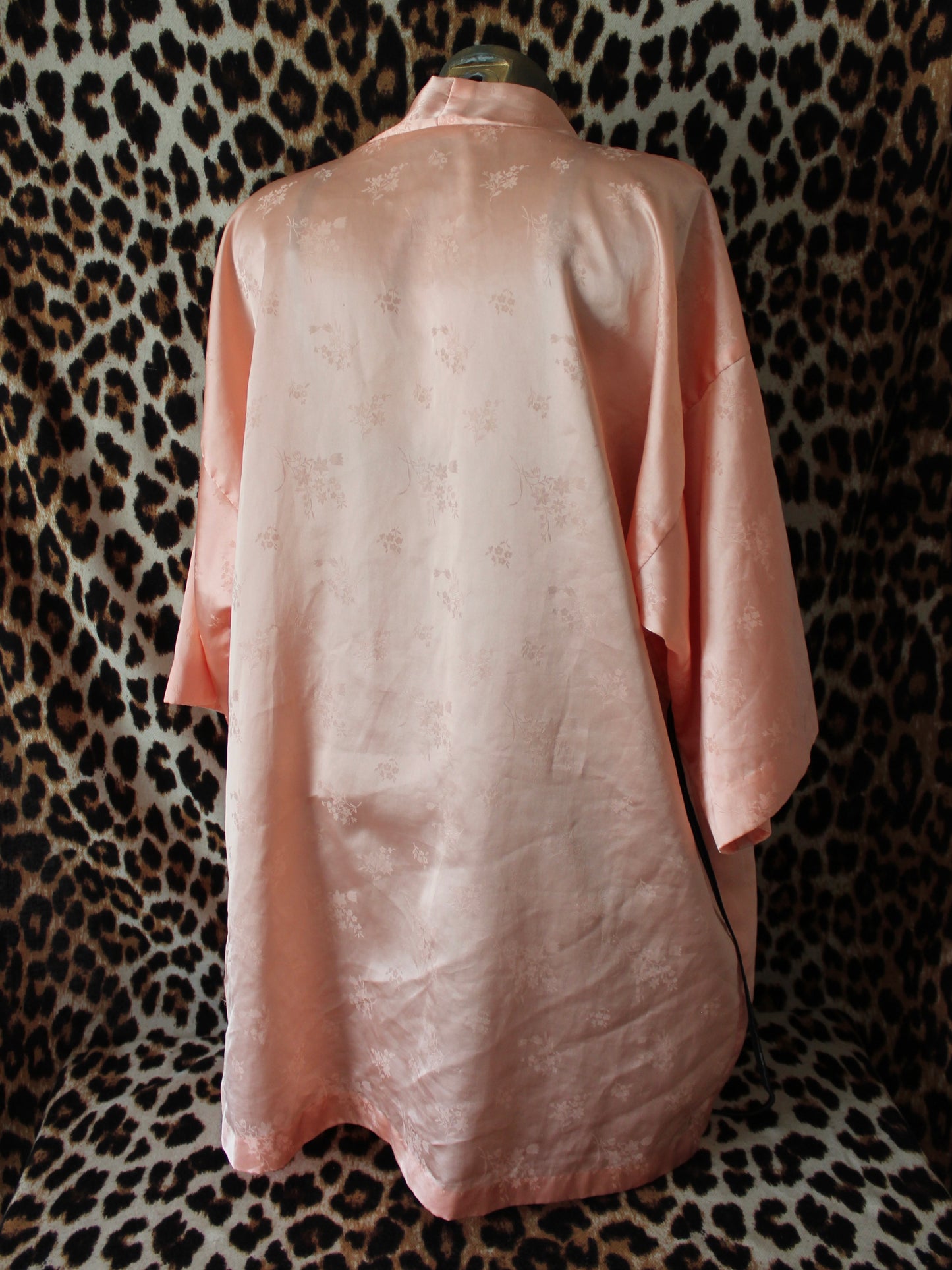 VINTAGE POWDER PINK KIMONO
