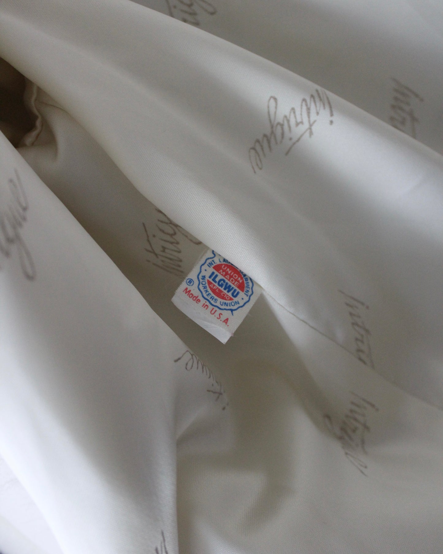 VINTAGE LUXURY WHITE FAUX FUR COAT