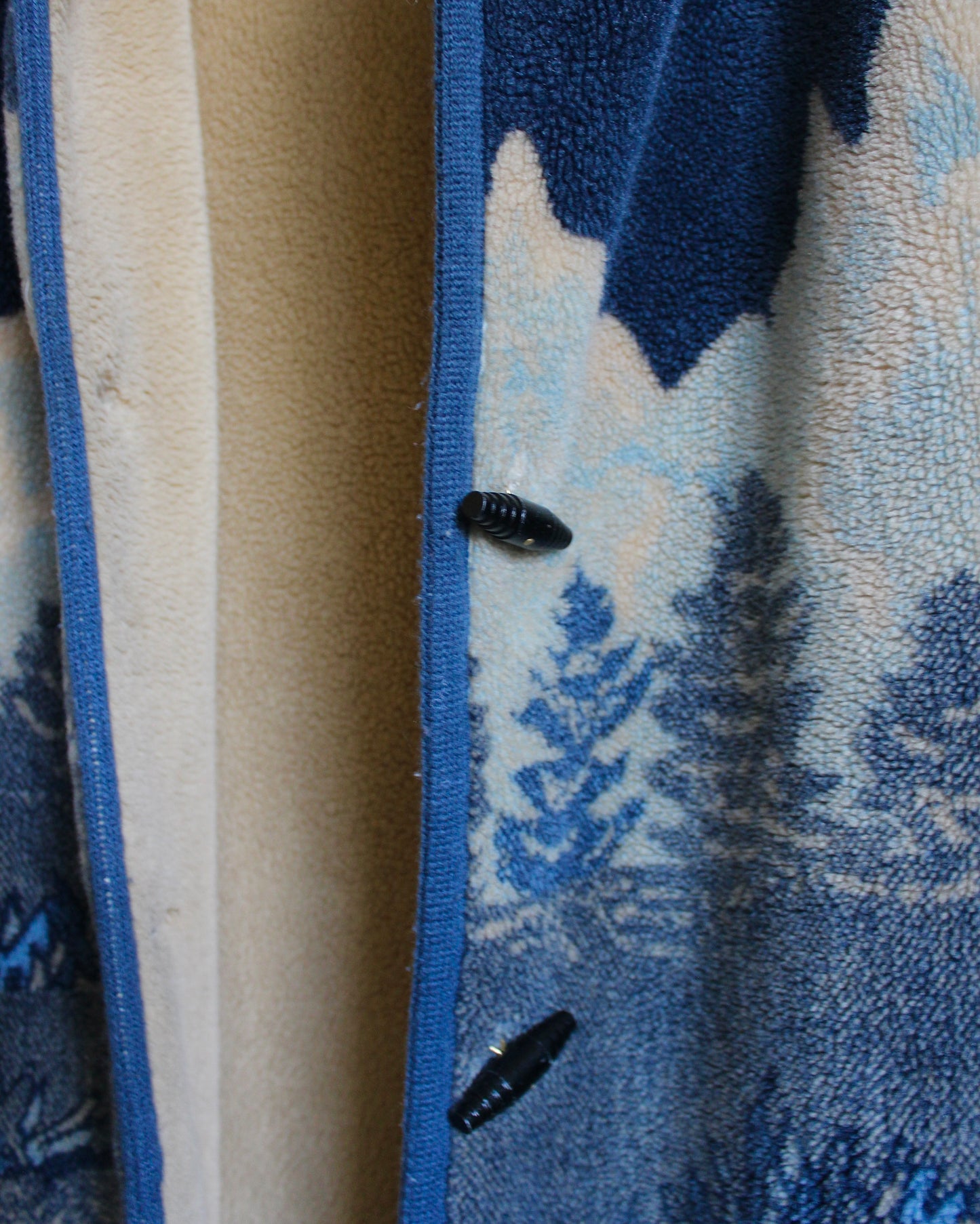 MOUNTAINSCAPE FLEECE COAT