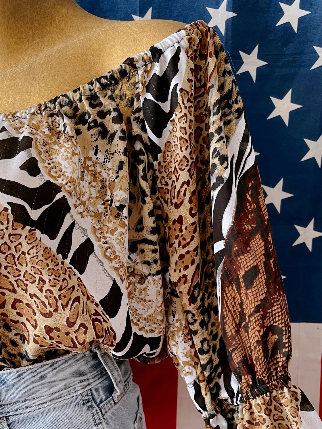 THE WELCOME TO THE JUNGLE TOP