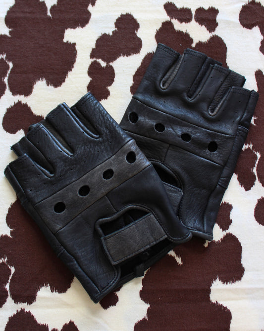 MEN’S FINGERLESS LEATHER GLOVES