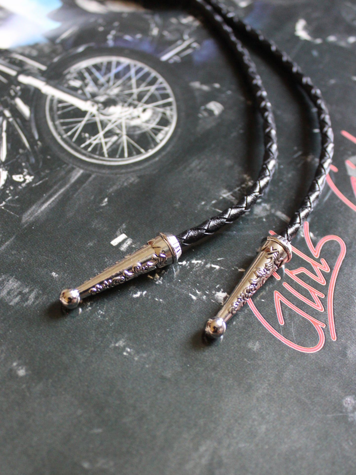 TRIPLE STONE BOLO TIE