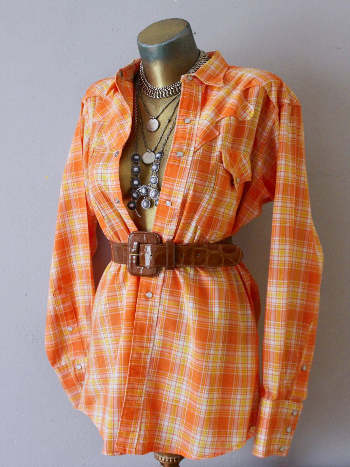 VINTAGE ORANGE AND YELLOW PLAID PEARL SNAP BUTTON-UP