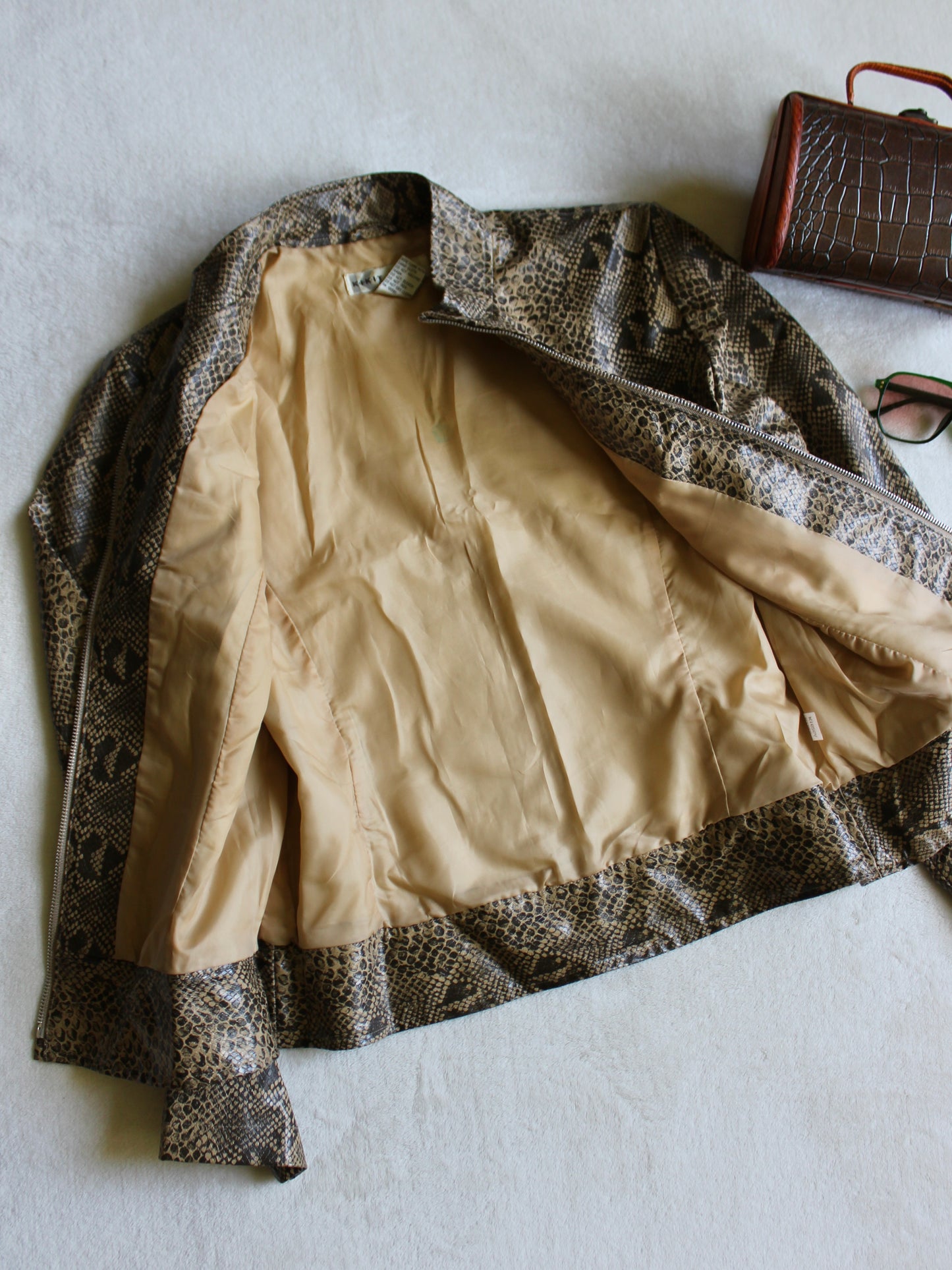 VINTAGE 90s/Y2K SNAKE PRINT JACKET